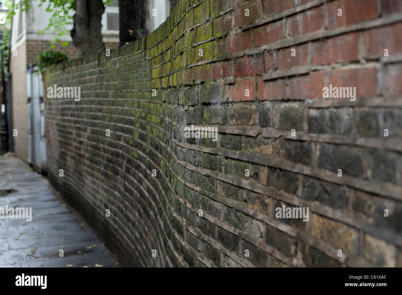 Wavy brick wall, London, England, UK Stock Photo - Alamy
