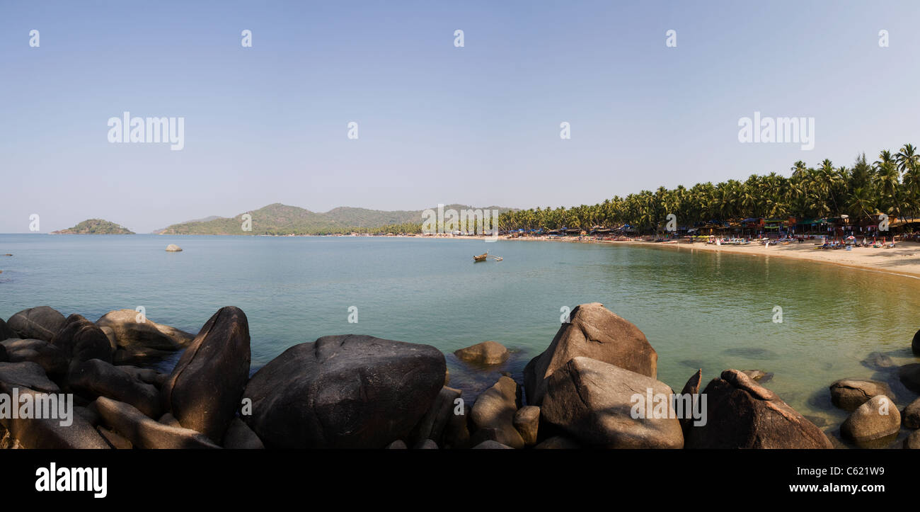 Panoramic view of the popular tourist resort of Palolem Beach on the Arabian Sea in southern Goa state, India Stock Photo