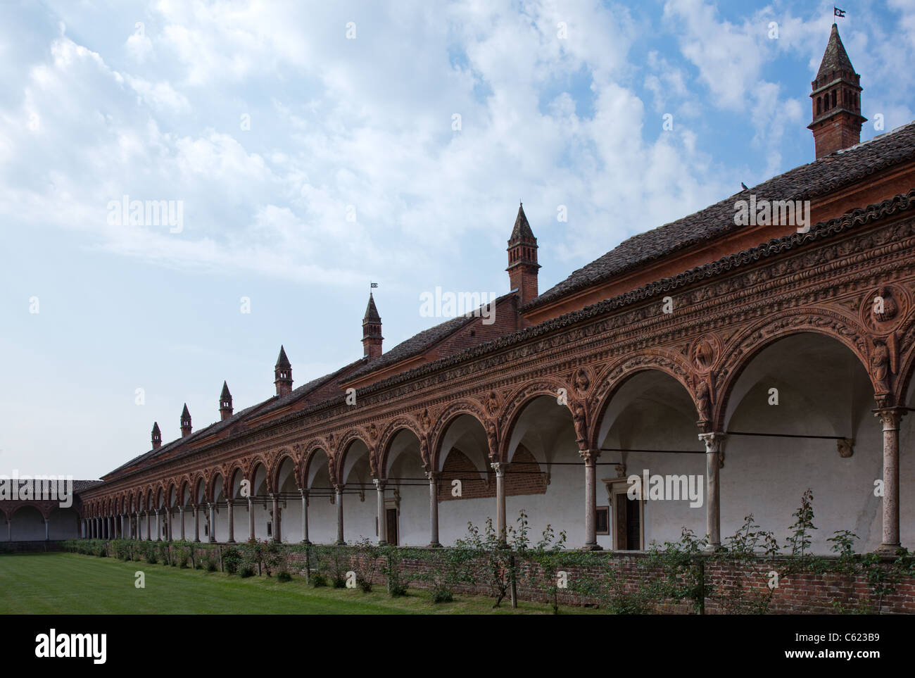 Italy, Pavia, the large cloister with the monks cells of La Certosa Stock Photo