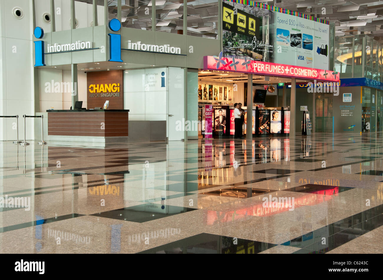 Information counter in the landside departure hall, Changi Airport Terminal 3, Singapore Stock Photo