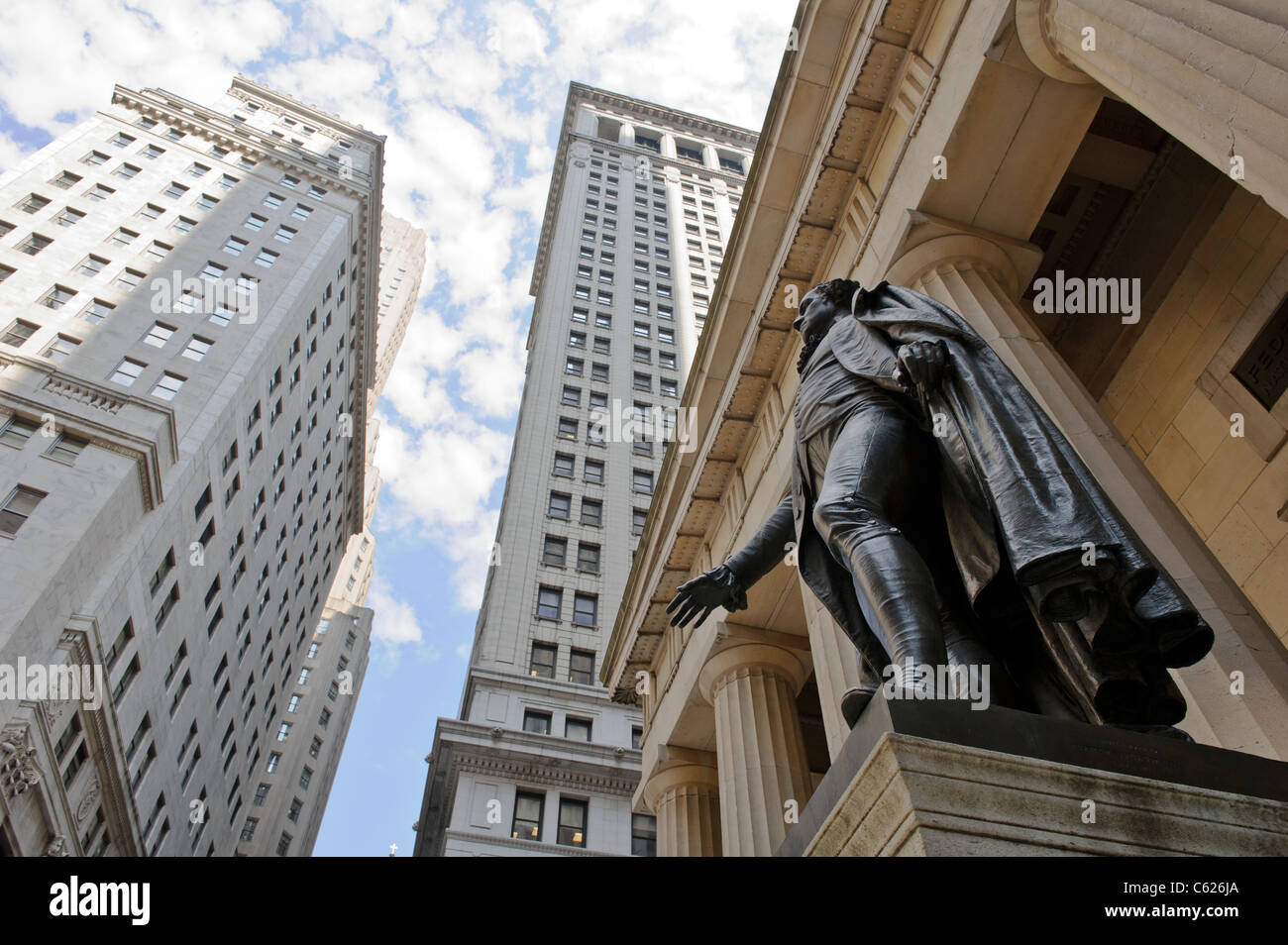 Washington Statue, New York City, Manhattan, USA Stock Photo Alamy