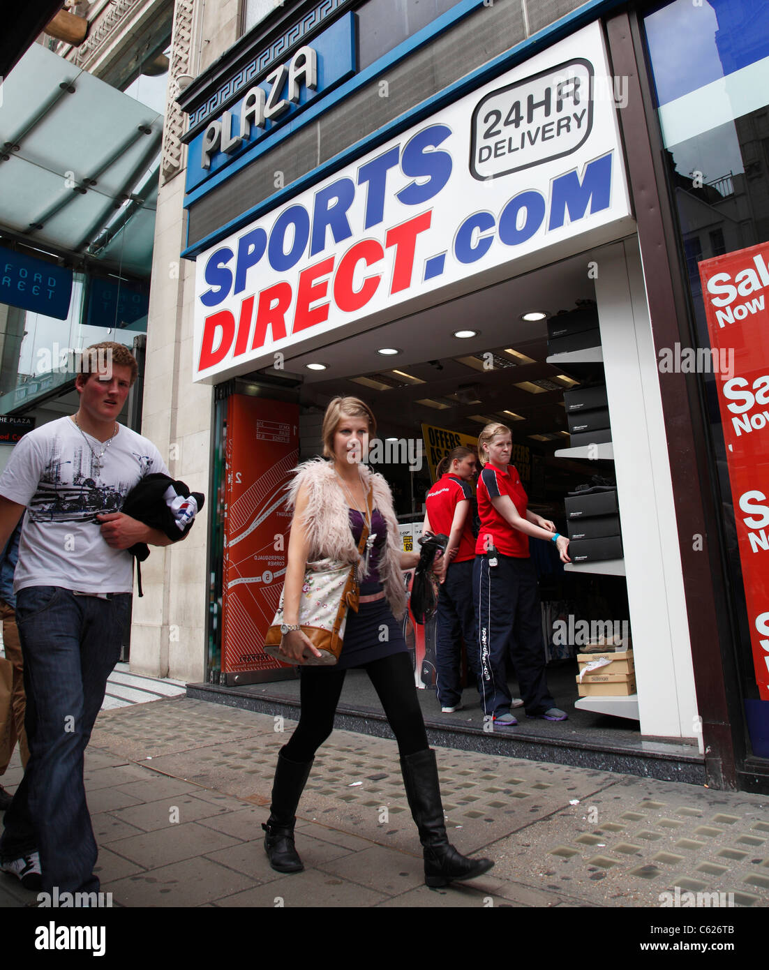 A Sports Direct.com store on Oxford Street, London, England, U.K. Stock Photo