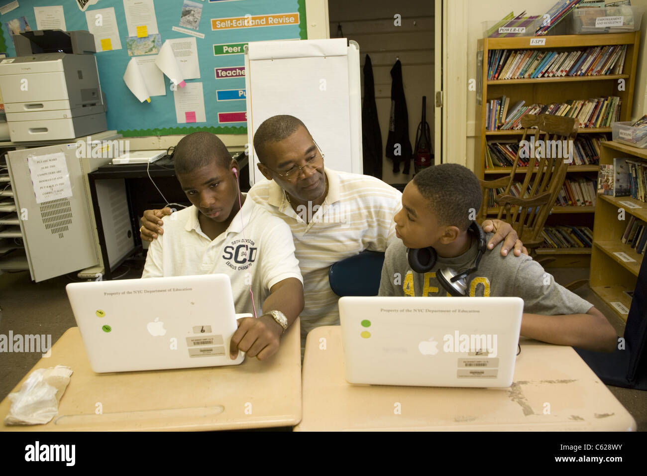 Special Ed paraprofessional that works with kids with behavioral issues