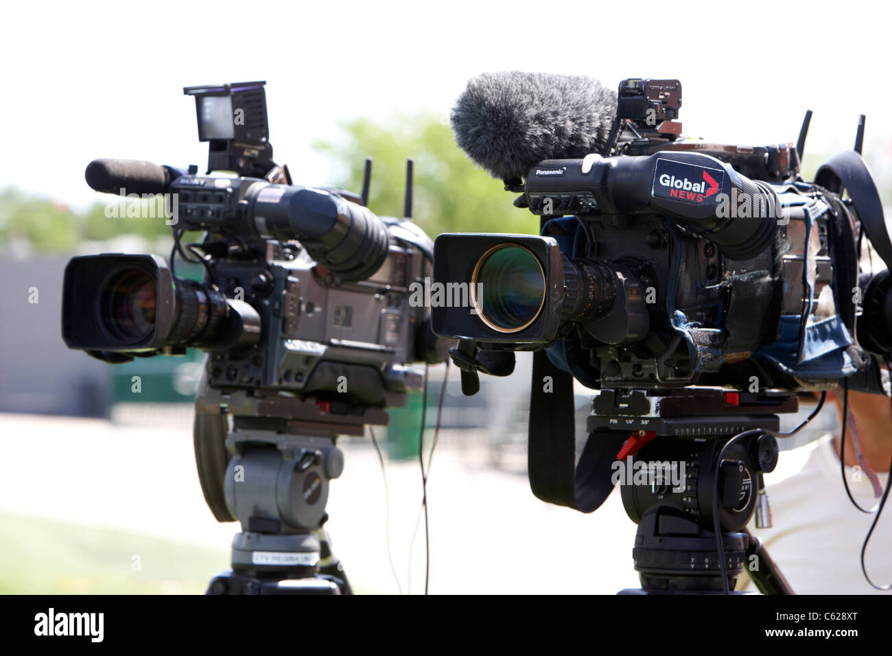 tv camera crews cameras on tripods with mics regina canada Stock Photo