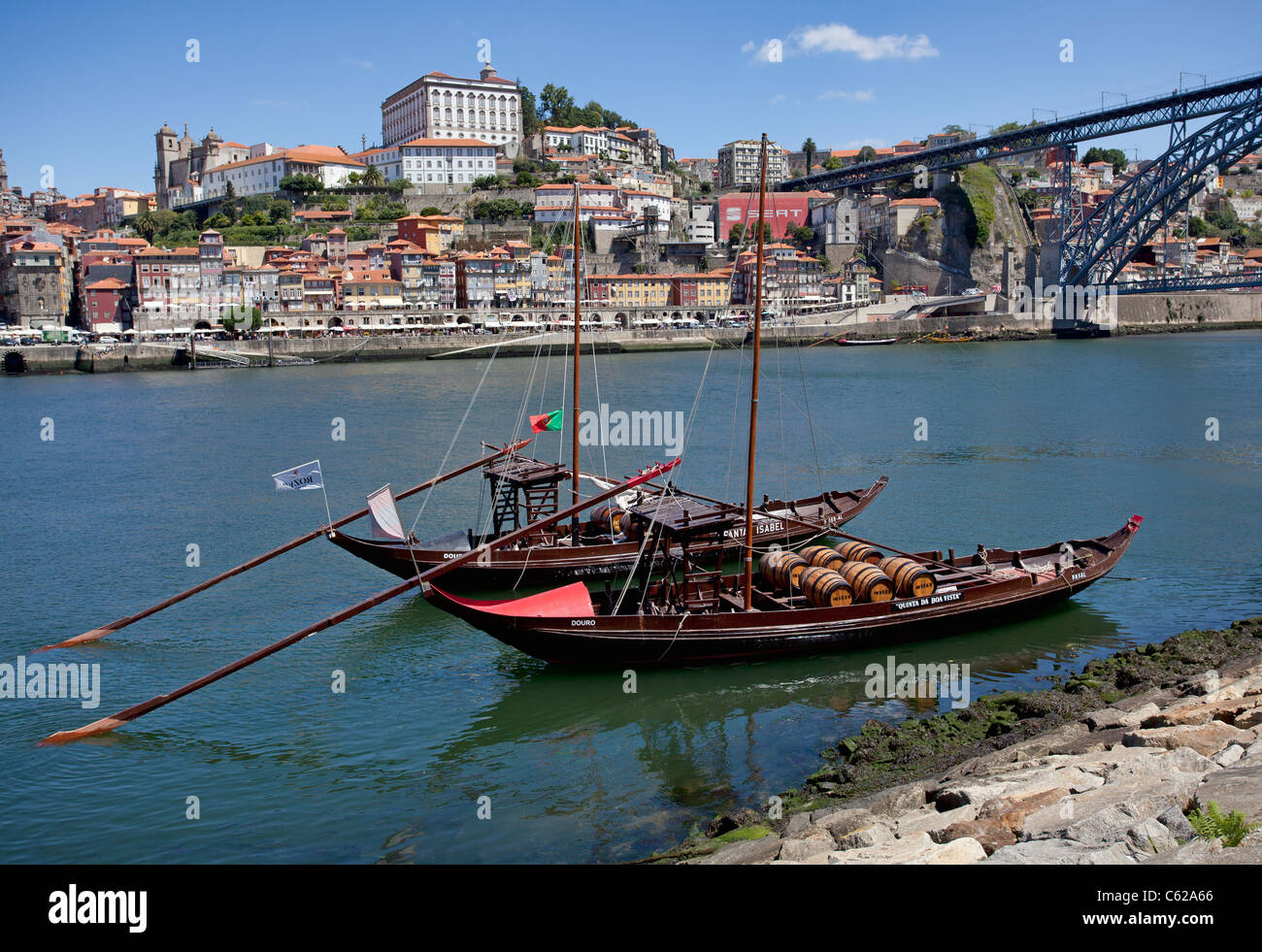 Oporto douro barge hires stock photography and images Alamy