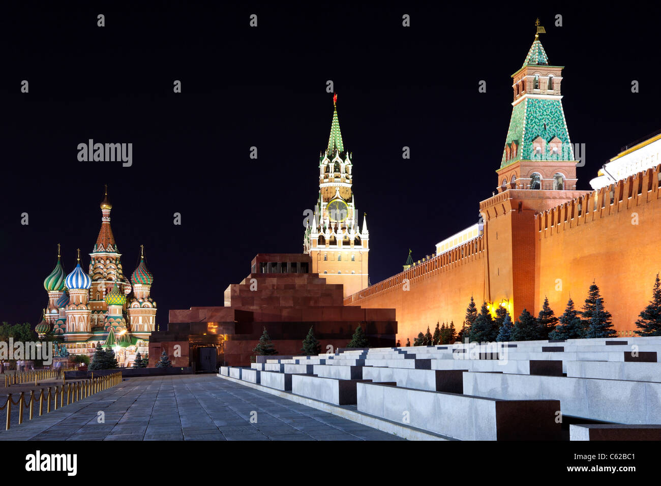 Red Square at night. View of St. Basil's Cathedral, the Spassky Tower and the Mausoleum of Lenin. Moscow. Russia. Stock Photo