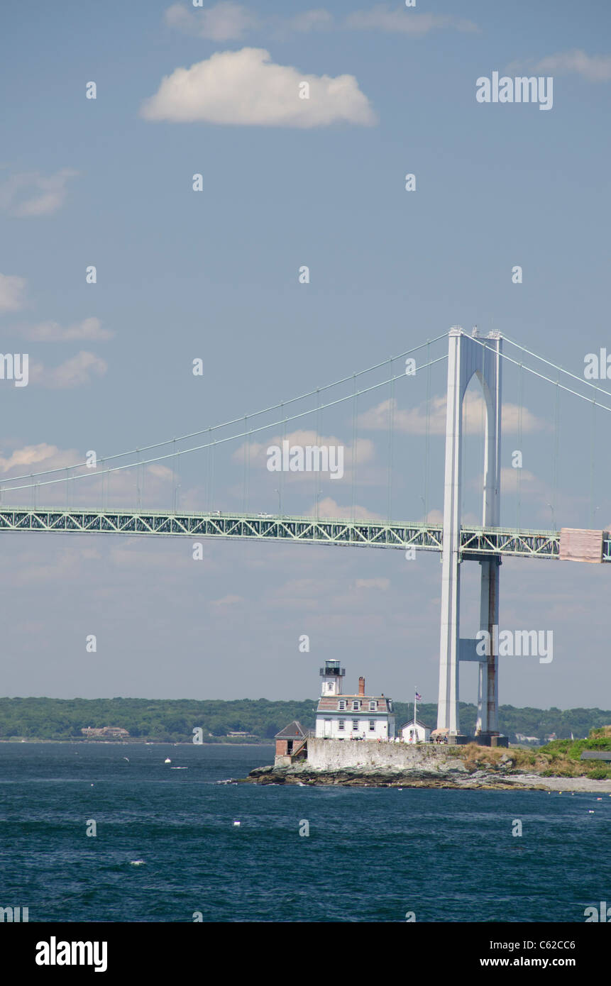 Rhode Island, Newport. Newport Bridge & Rose Island Lighthouse Stock