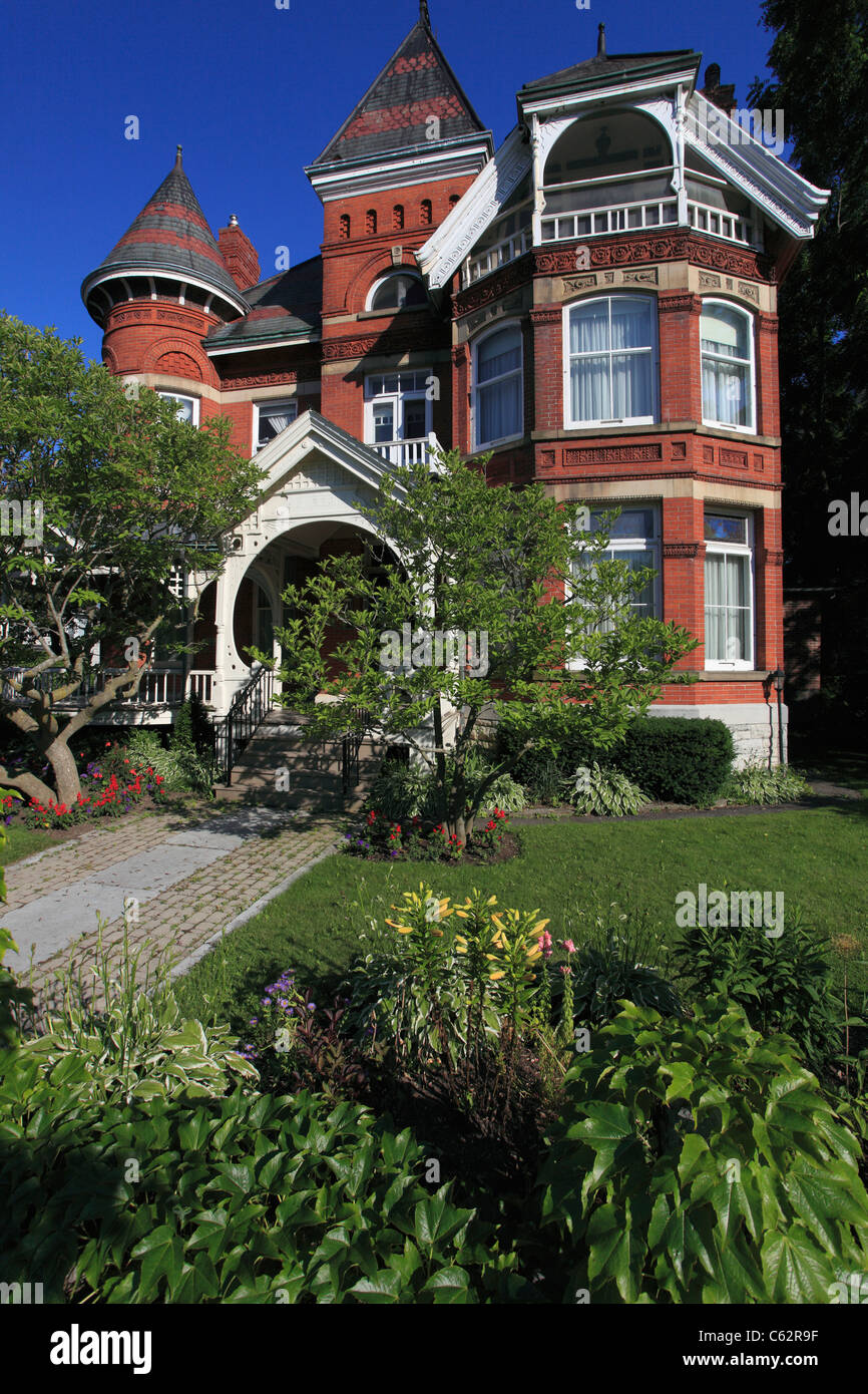Canada, Ontario, Kingston, house, garden Stock Photo Alamy