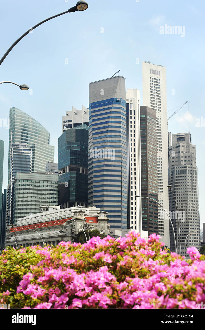 Skyline of Singapore in the sunshine day Stock Photo - Alamy