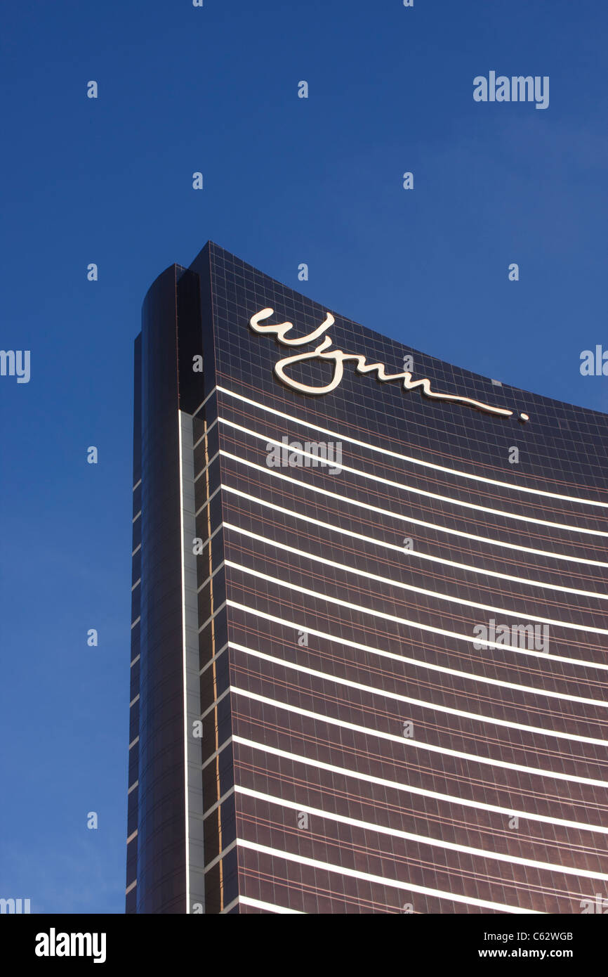 The Wynn Hotel in Las Vegas against blue sky Stock Photo - Alamy