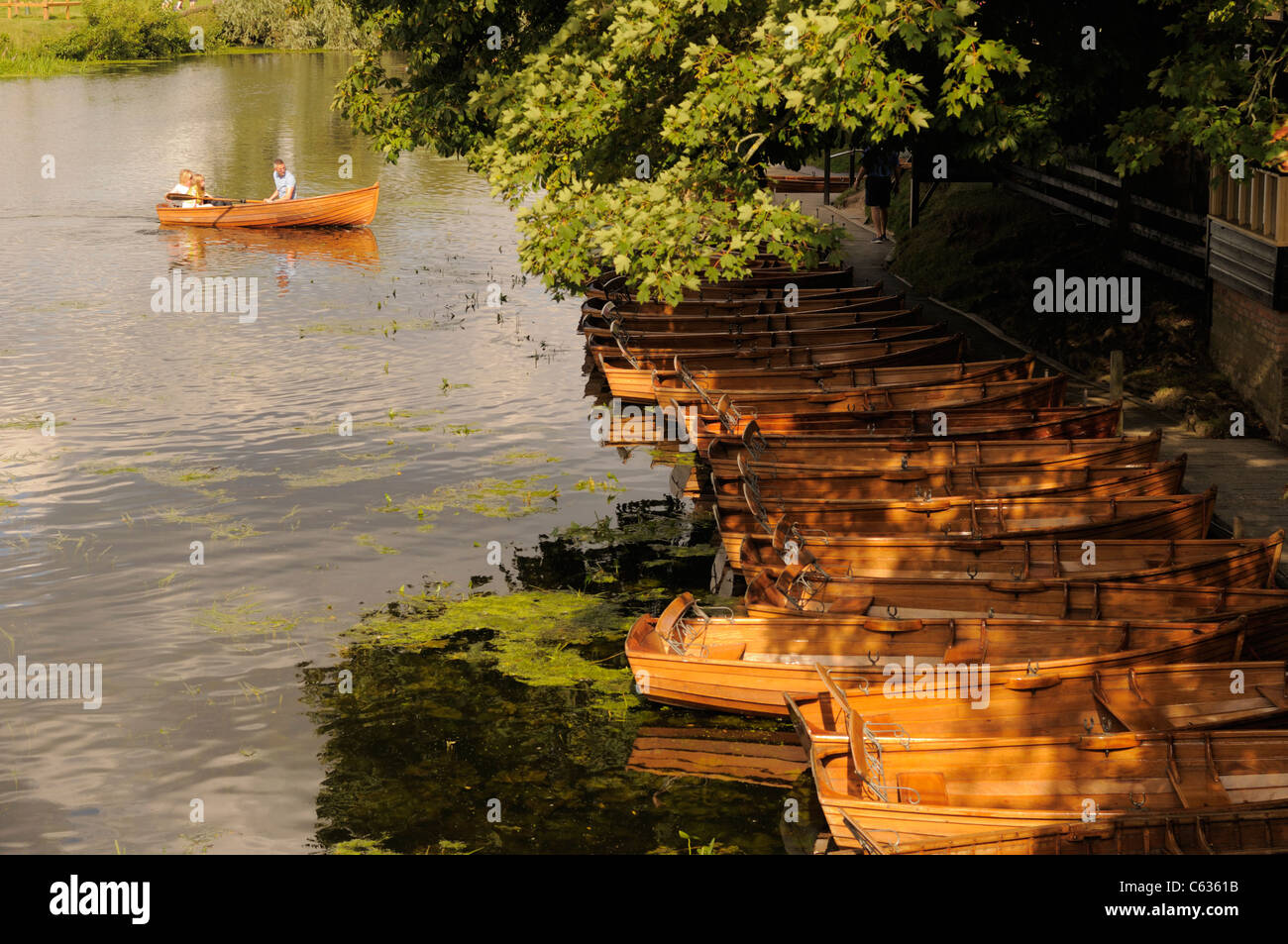 Rowing Boats On The River Stour Stock Photos &amp; Rowing ...