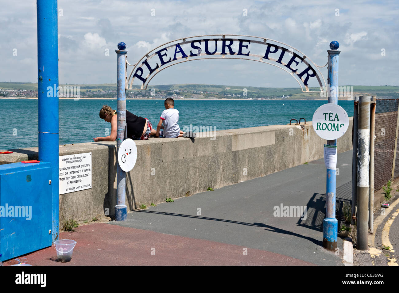 Weymouth pleasure pier entrance hires stock photography and images Alamy