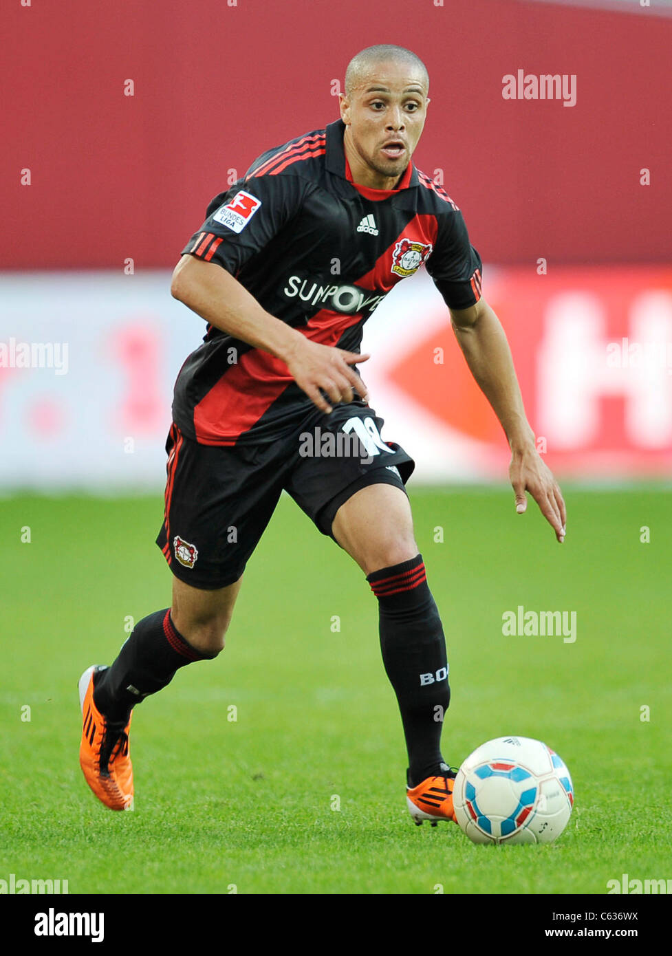 Sydney Sam Bayer 04 Leverkusen Stock Photo Alamy