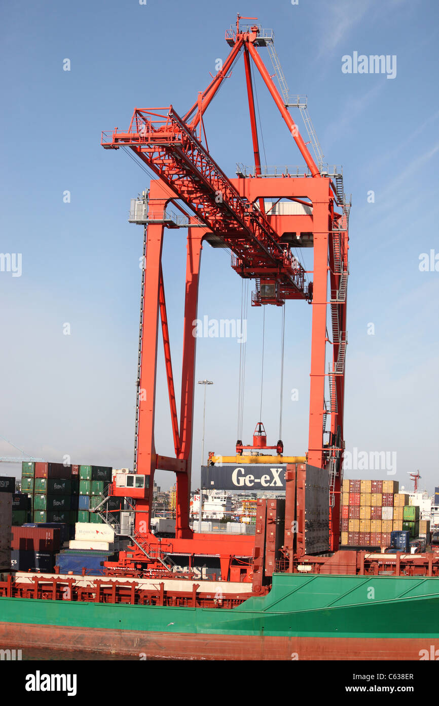 Container crane from gantry cranes hi-res stock photography and images ...
