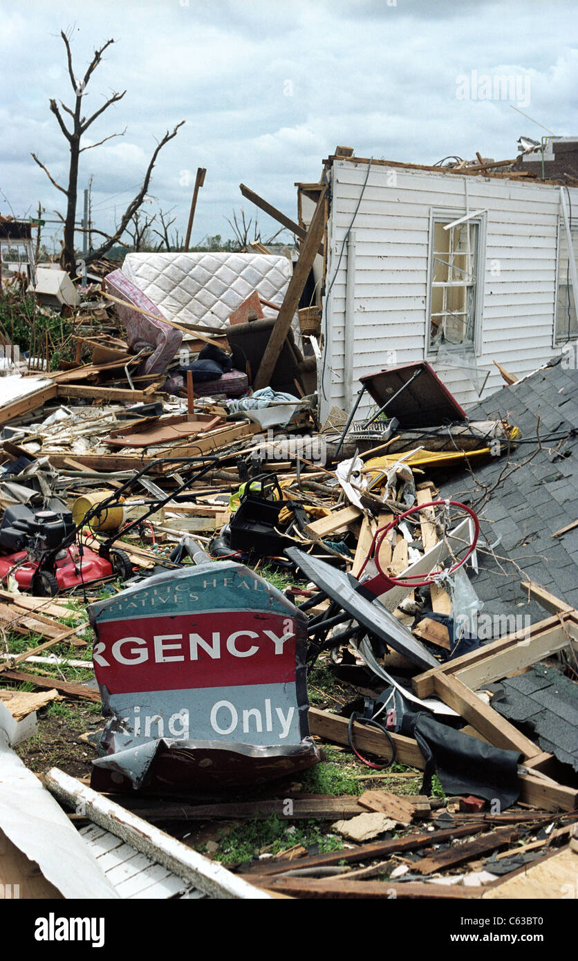 How Long Did the Joplin Tornado Last? Revisiting the Deadly 2011 Storm, image size:836x1390