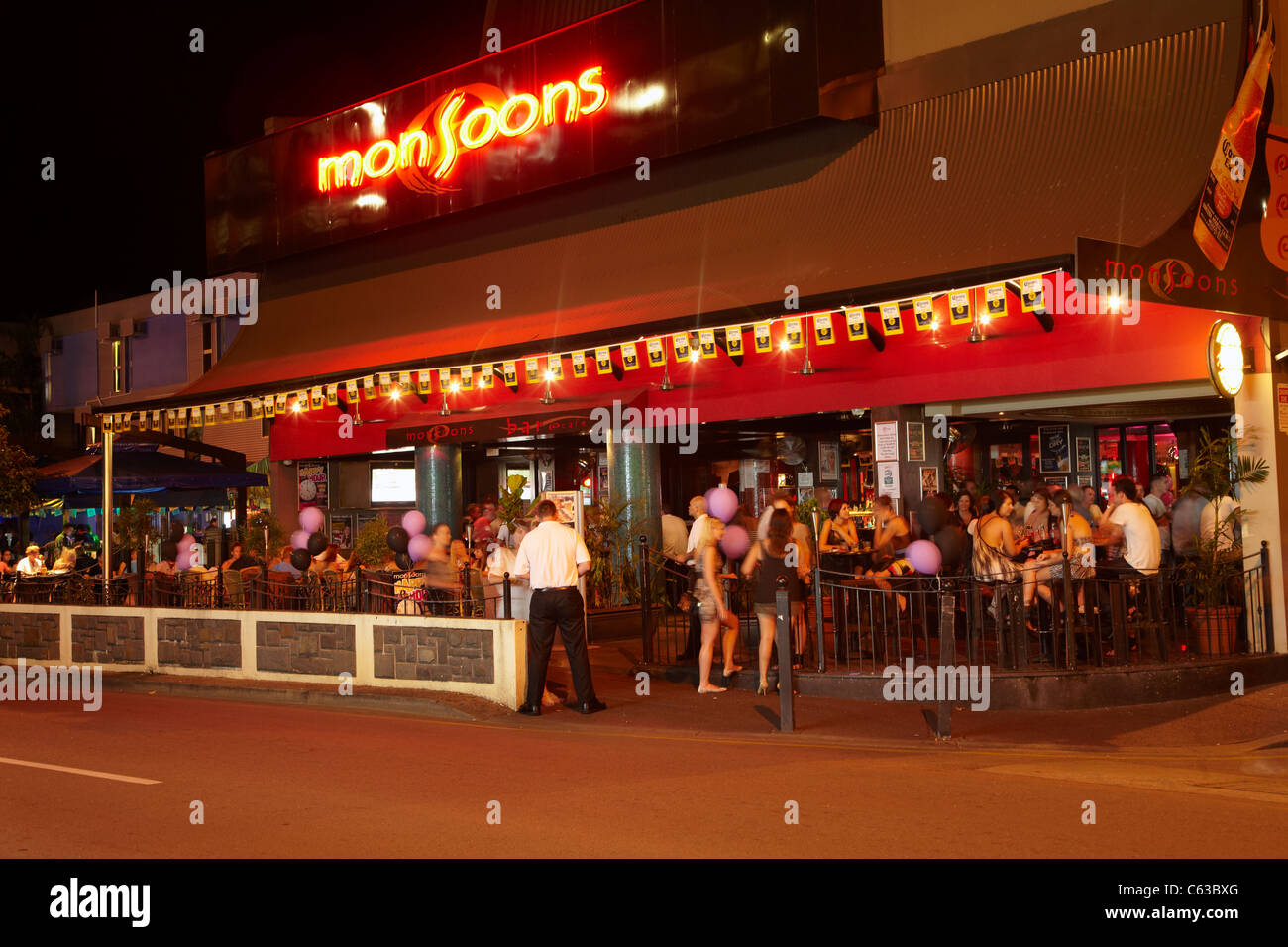 Monsoons Bar and Restaurant, Mitchell Street, Darwin, Northern Stock Photo 38183896 Alamy