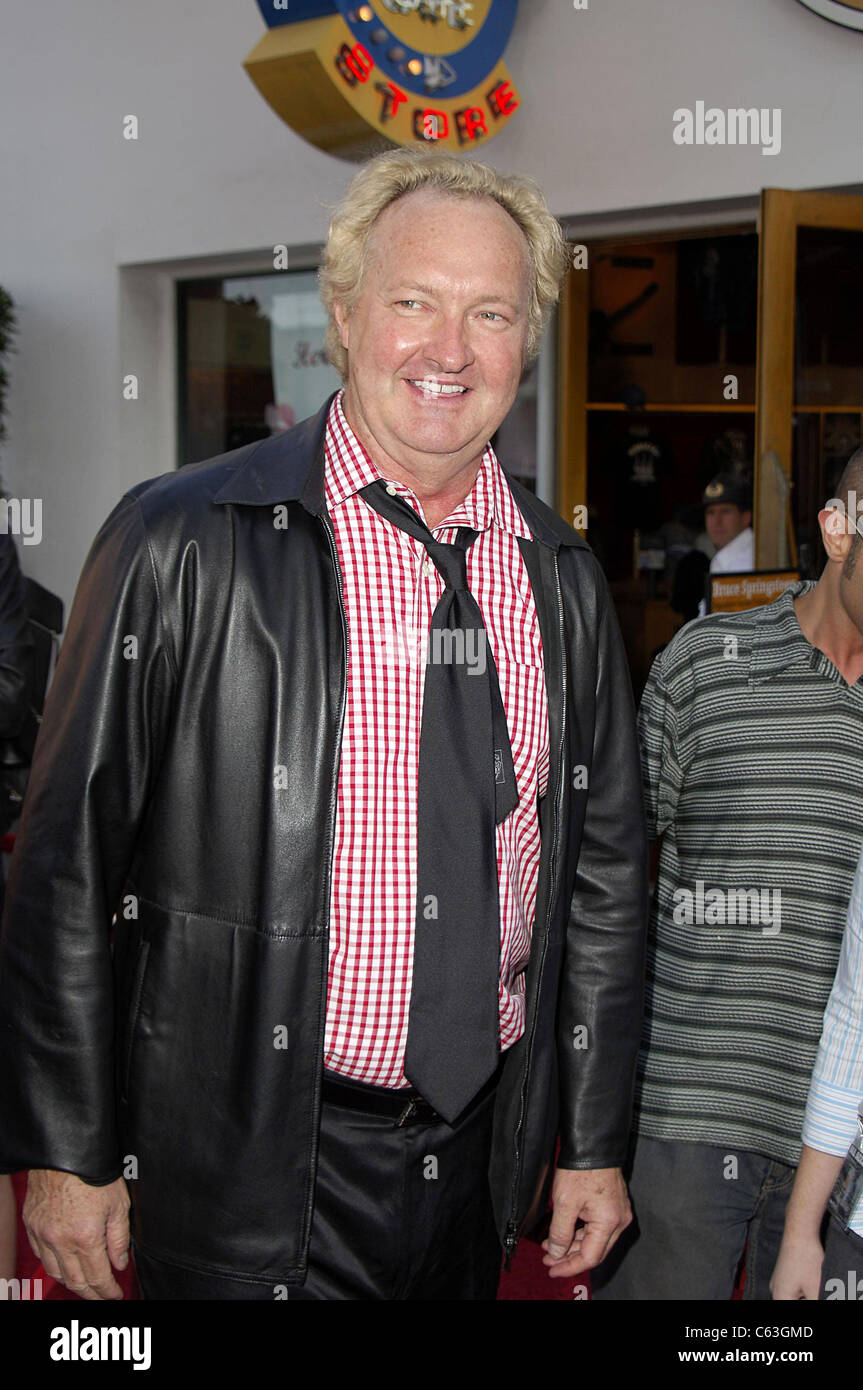 Randy Quaid at arrivals for Cinderella Man Premiere, Universal Studios Cinema at Universal CityWalk, Los Angeles, CA, May 23, 2005. Photo by: Michael Germana/Everett Collection Stock Photo