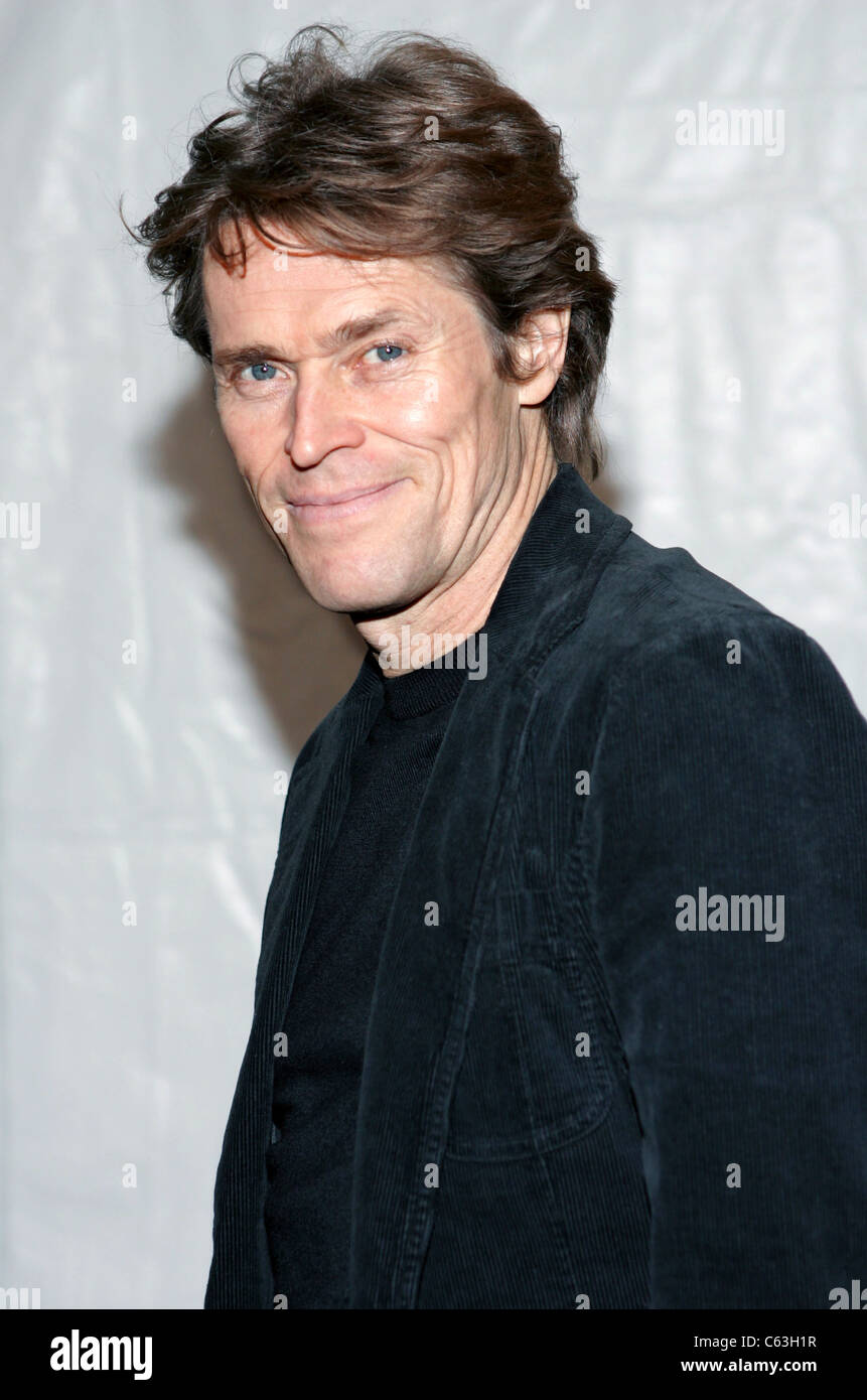 Willem Dafoe at the premiere of THE LIFE AQUATIC WITH STEVE ZISSOU at the Ziegfeld Theater, New