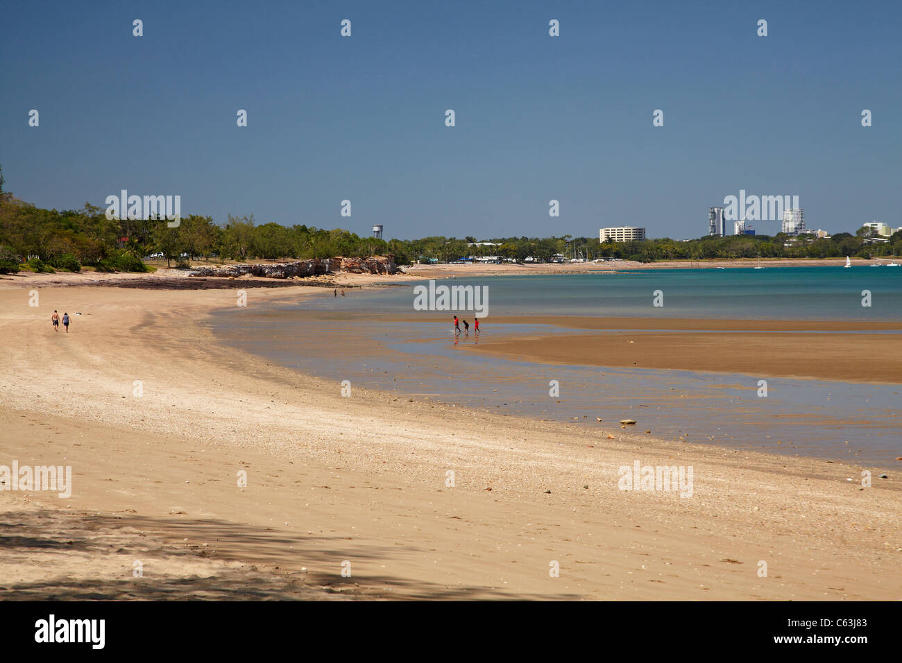 Darwin bay beach hires stock photography and images Alamy