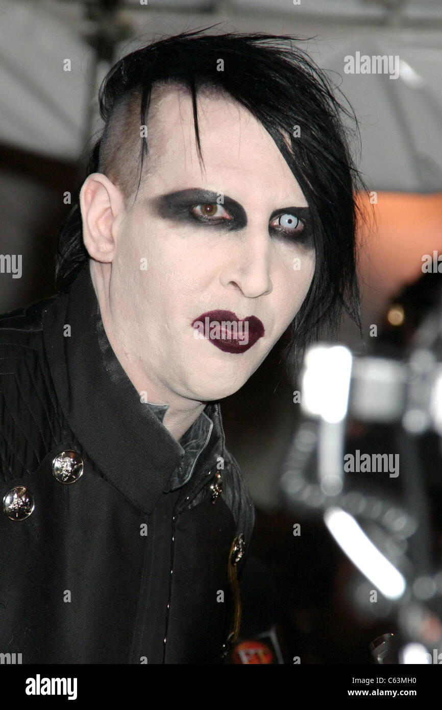 Marilyn manson 2005 hi-res stock photography and images - Alamy