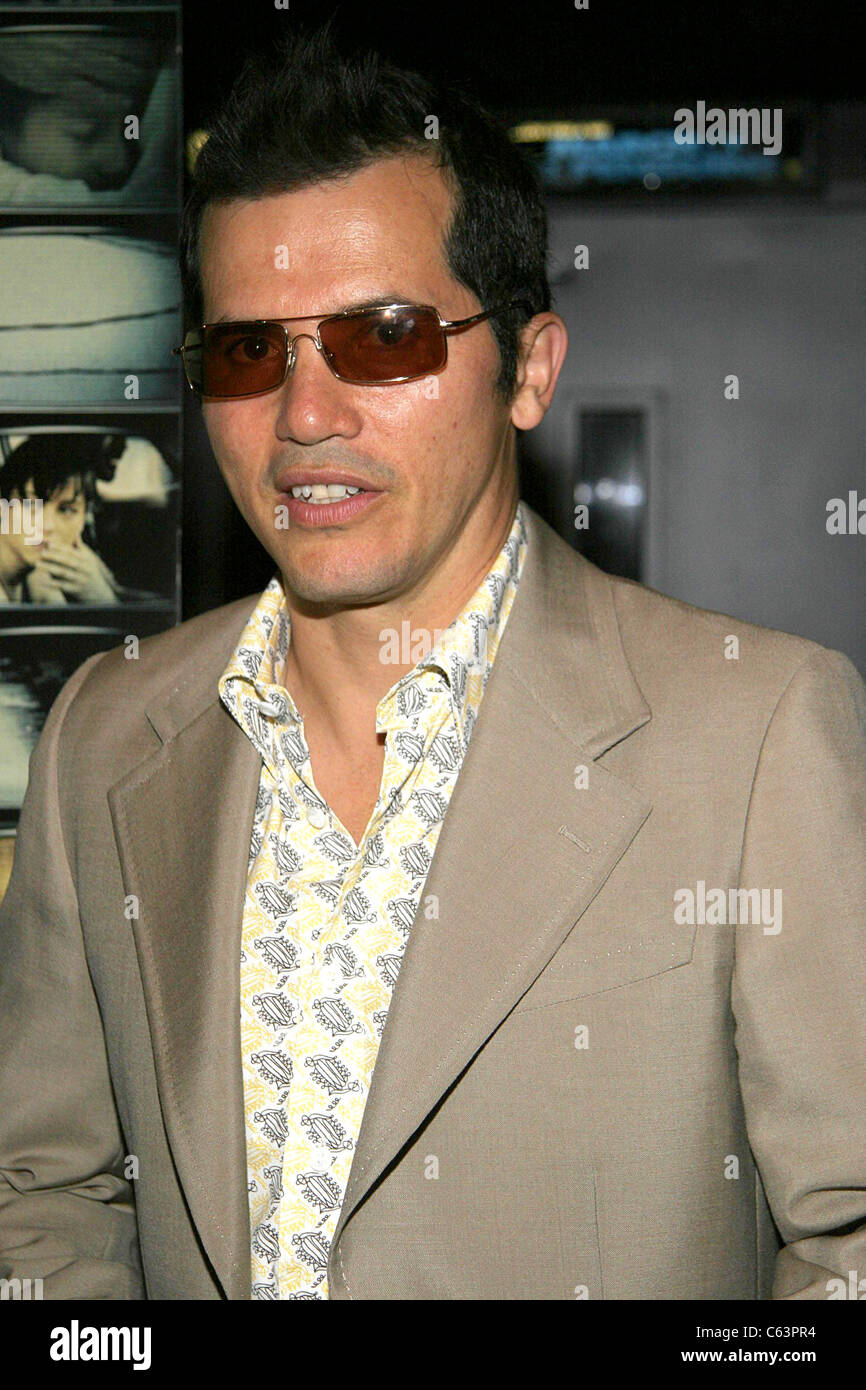 John Leguizamo at arrivals for Palm Pictures CRONICAS Premiere, The Angelika Film Center, New York, NY, Tuesday, June 28, 2005. Stock Photo