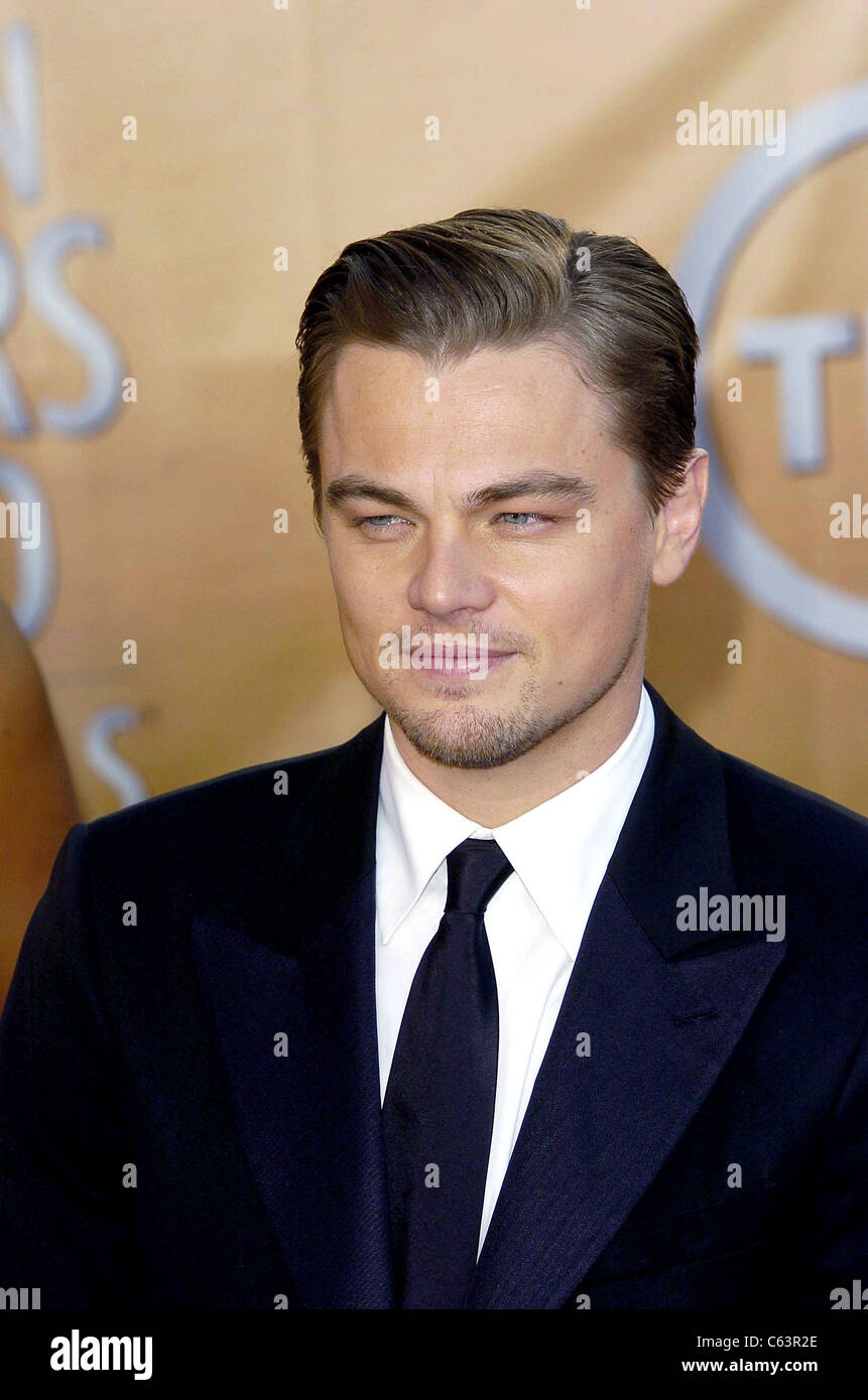 Leonardo DiCaprio in the press room for 11th Annual Screen Actors Guild (SAG) Awards, Shrine Auditorium, Los Angeles, CA, February 05, 2005. Photo by: Michael Germana/Everett Collection Stock Photo