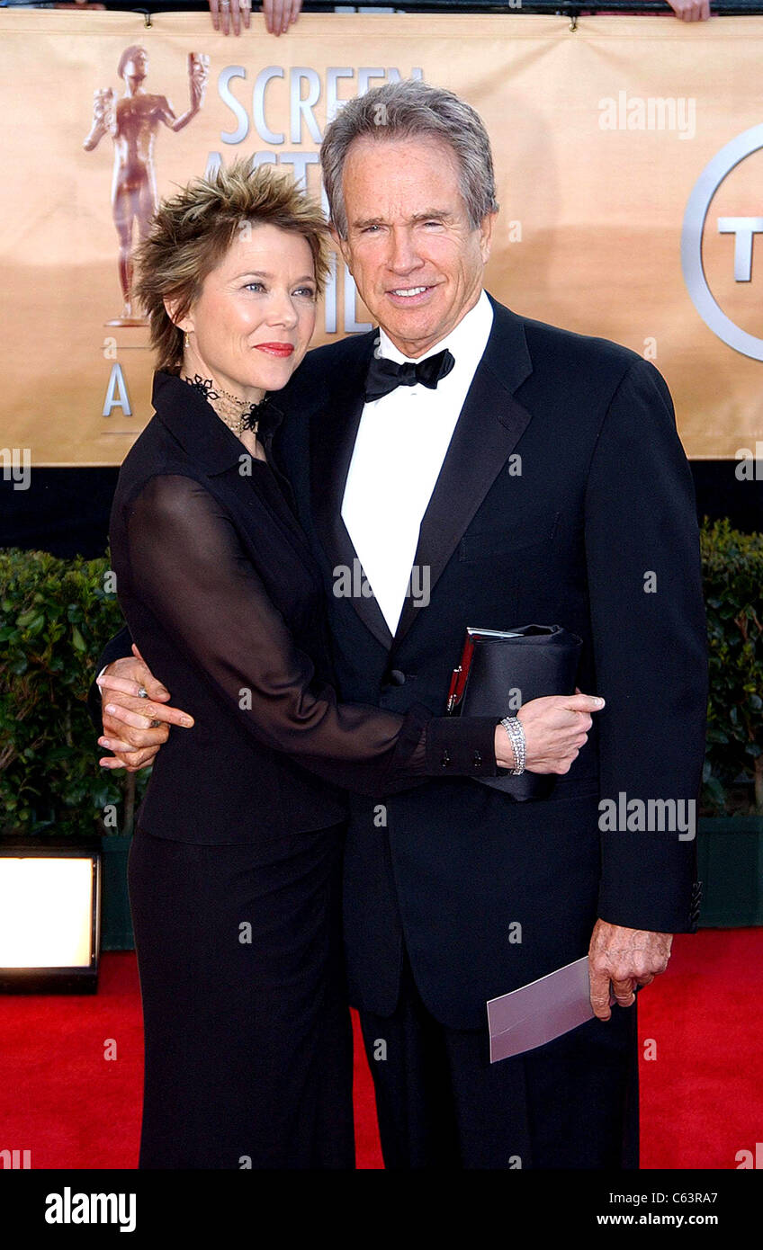 Annette Bening, Warren Beatty at arrivals for 11th Annual Screen Actors Guild (SAG) Awards, Shrine Auditorium, Los Angeles, CA, Stock Photo