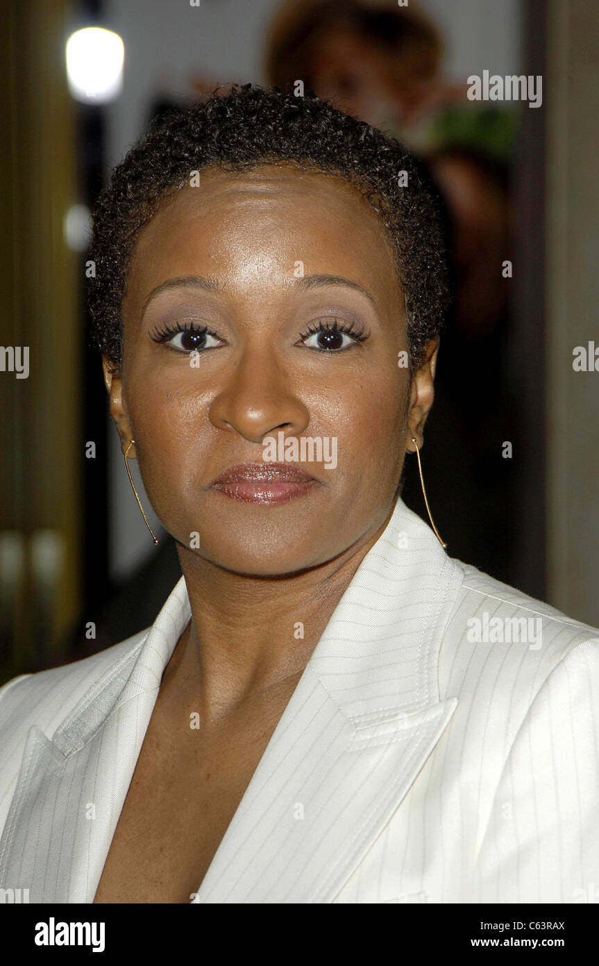 Wanda Sykes at arrivals for MONSTER-IN-LAW Los Angeles Premiere, Mann's National Theatre in Westwood, Los Angeles, CA, April 29, 2005. Photo by: Michael Germana/Everett Collection Stock Photo