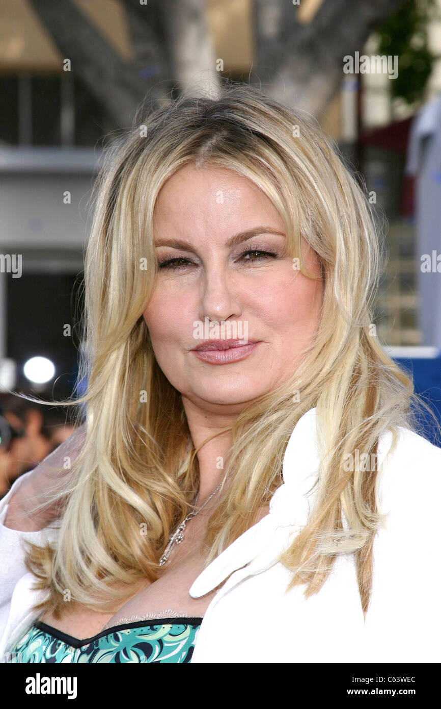 Jennifer Coolidge at arrivals for ROBOTS Premiere, Mann Village Theater, Westwood, CA, March 6, 2005. Photo by: Effie Naddel/Everett Collection Stock Photo