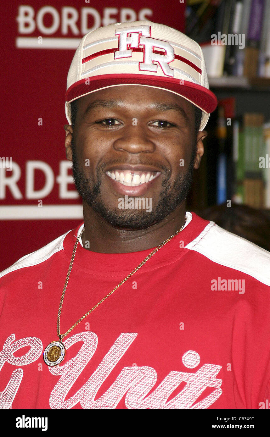 50 Cent at in-store appearance for Rapper 50 Cent Launches G-Unit Books Imprint with MTV/Pocketbooks, Borders Columbus Circle at Time Warner Center, New York, NY, January 04, 2007. Photo by: Gretchen Walker/Everett Collection Stock Photo