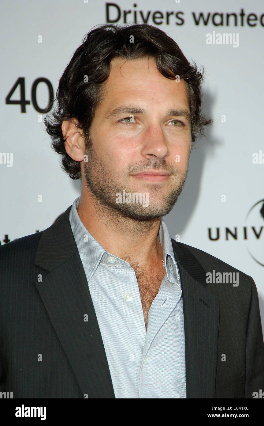 Paul Rudd at arrivals for THE 40 YEAR-OLD VIRGIN Premiere, The Arclight ...