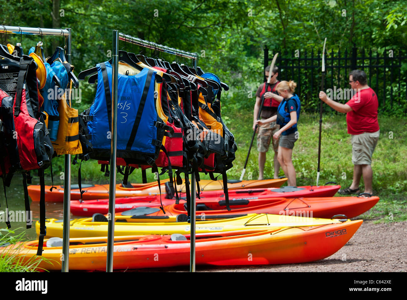 Rental kayak instruction, Smithville, New Jersey Stock Photo