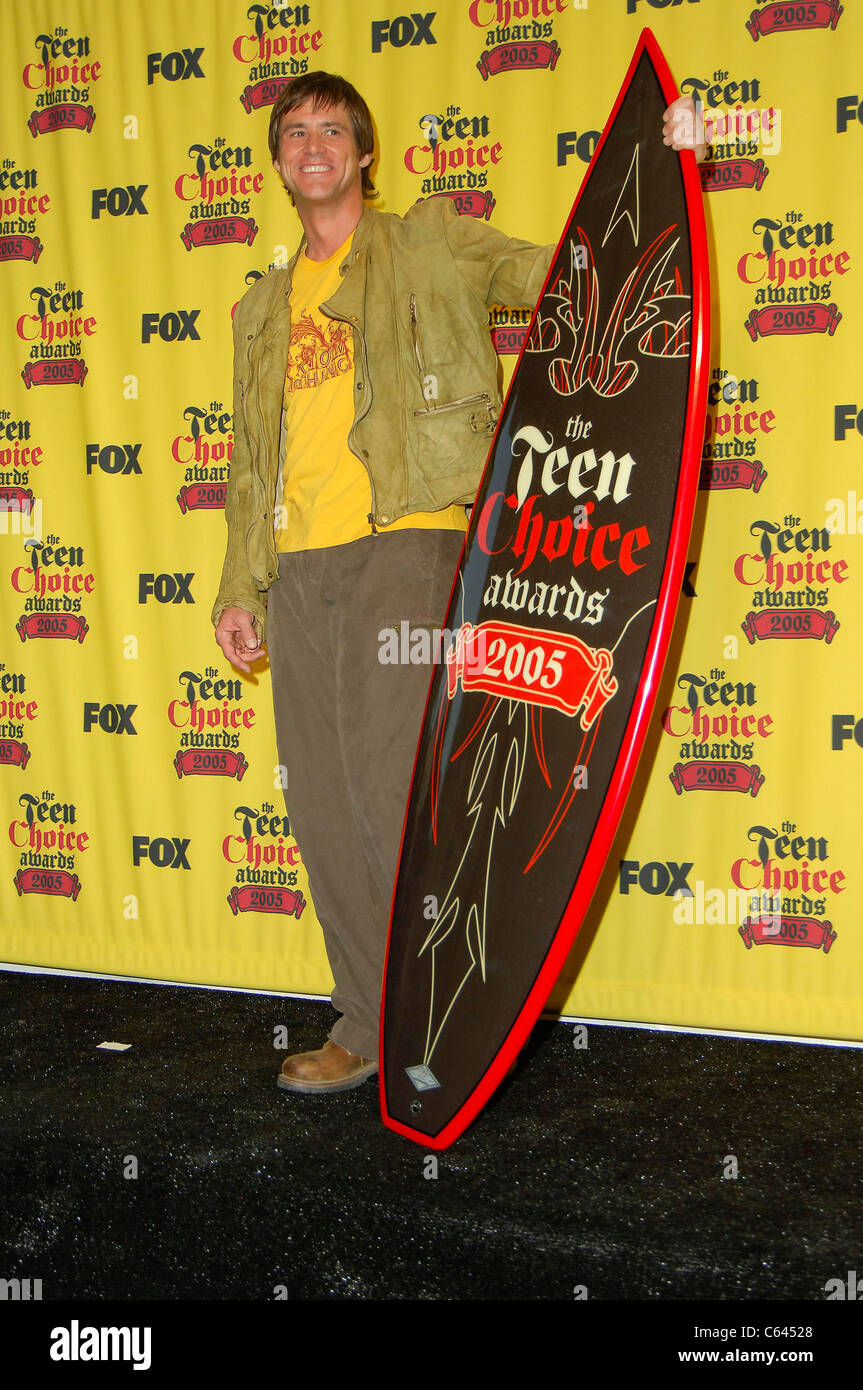 Jim Carrey in the press room for The 2005 TEEN CHOICE AWARDS, The Gibson Amphitheatre, Universal City, Los Angeles, CA, August 14, 2005. Photo by: Michael Germana/Everett Collection Stock Photo