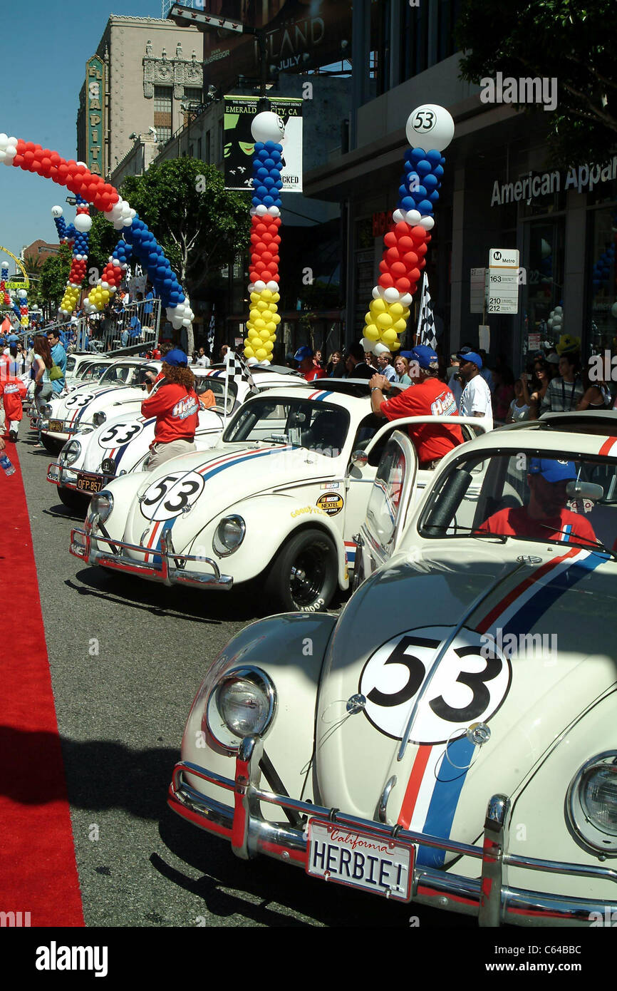 Herbies at arrivals for Herbie Fully Loaded World Premiere, El Capitan