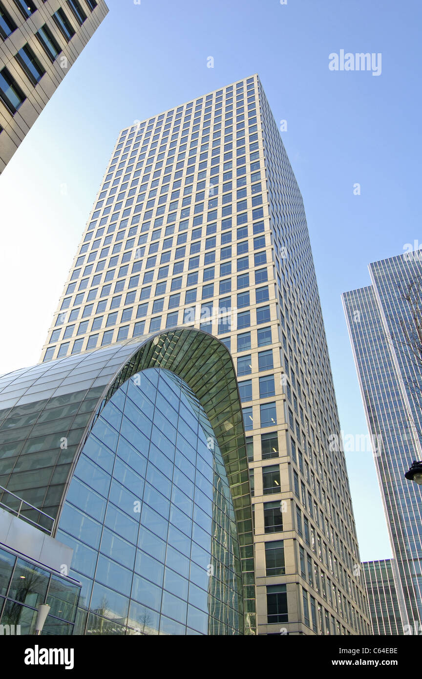 Office buildings at Canary Wharf in London, England Stock Photo - Alamy
