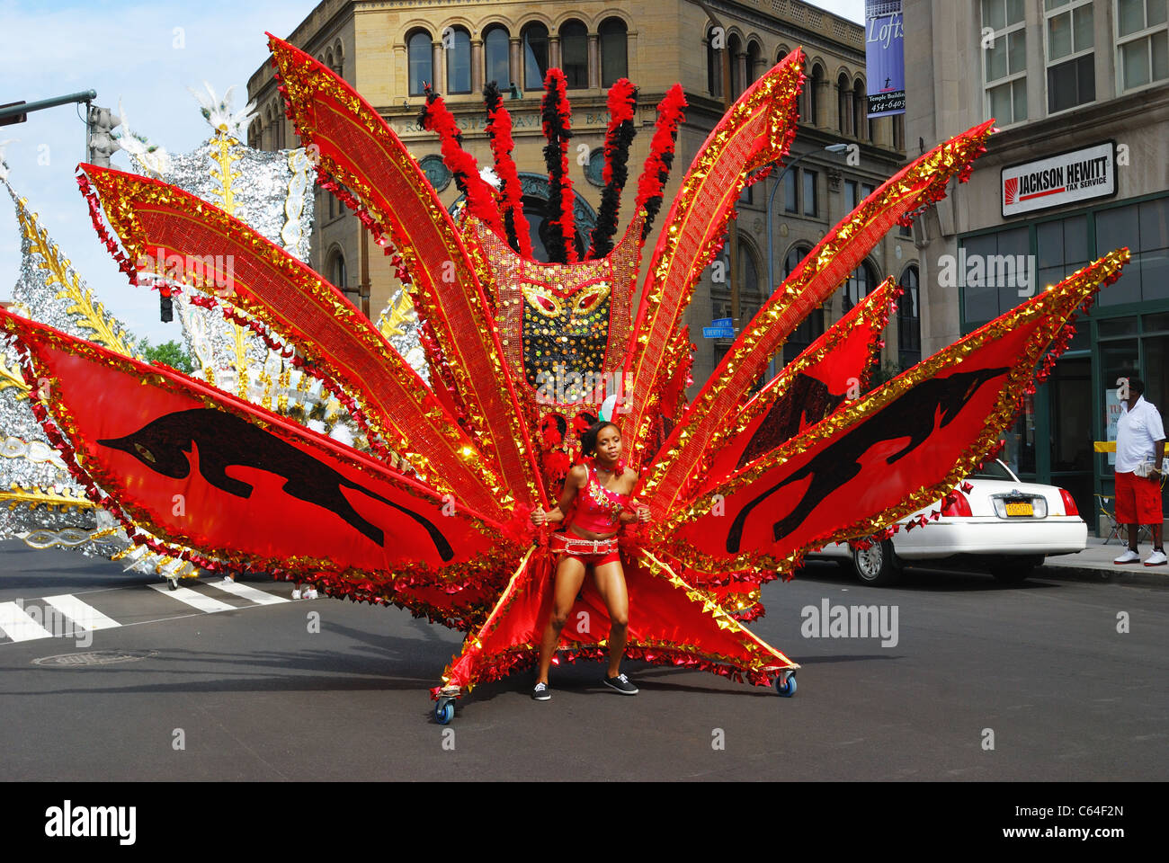 Caribbean festival costumes hi-res stock photography and images - Alamy