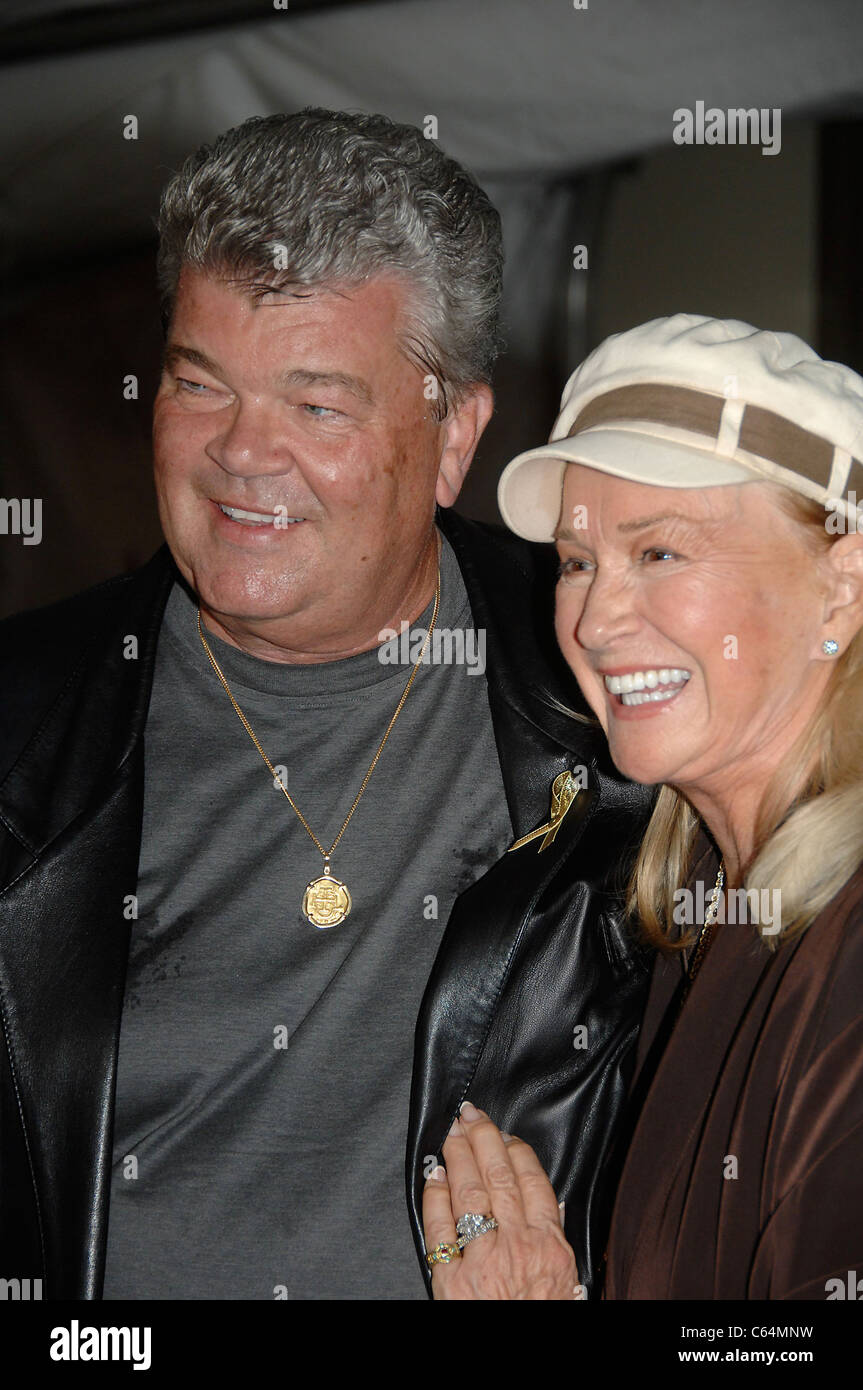 Robert Charles Hunter, Diane Ladd in attendance for Hollywood Walk of