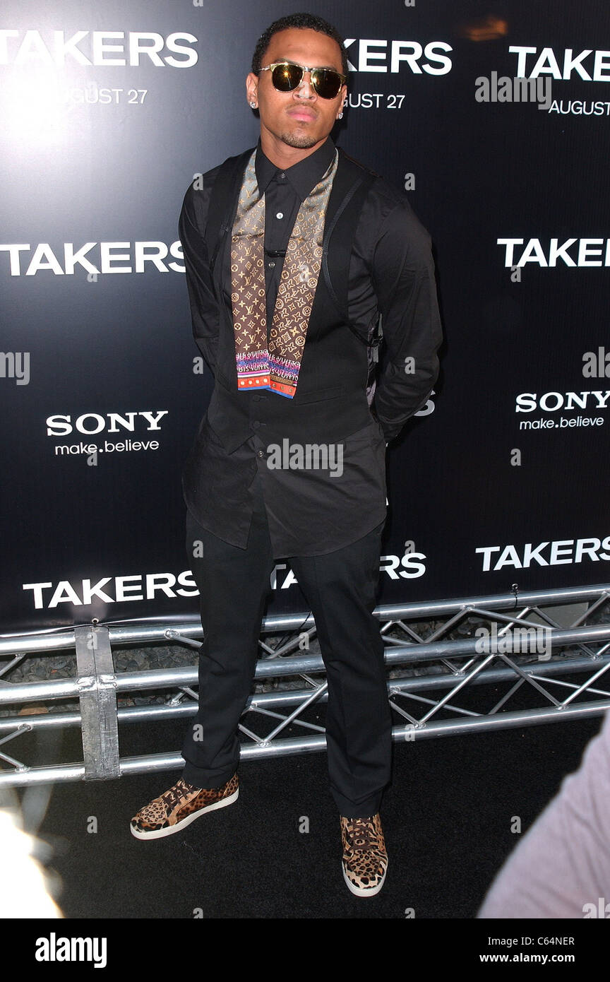 Chris Brown at arrivals for TAKERS Premiere, Arclight Cinema Dome, Los Angeles, CA August 4, 2010. Photo By: Tony Gonzalez/Everett Collection Stock Photo