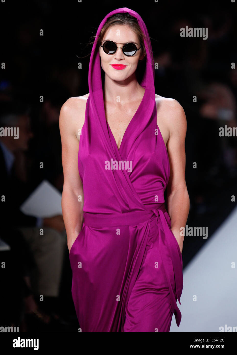 Get Diane von Furstenberg’s Spring 2011 Beauty Look photo photo Get Diane von Furstenberg’s Spring 2011 Beauty Look