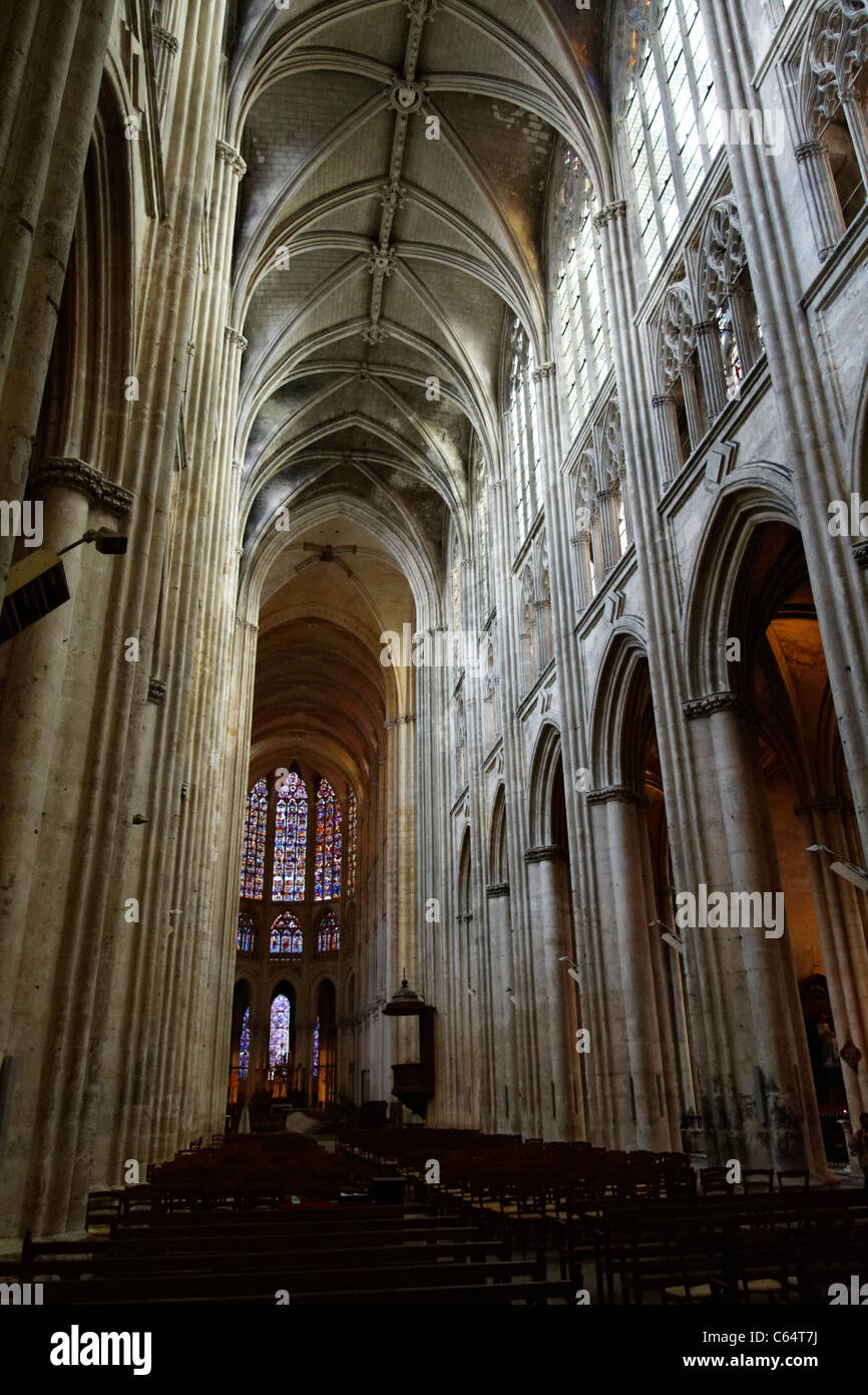 Saint-Gatien cathedral, the nave and choir, city : Tours (Indre et Loire, France). Stock Photo