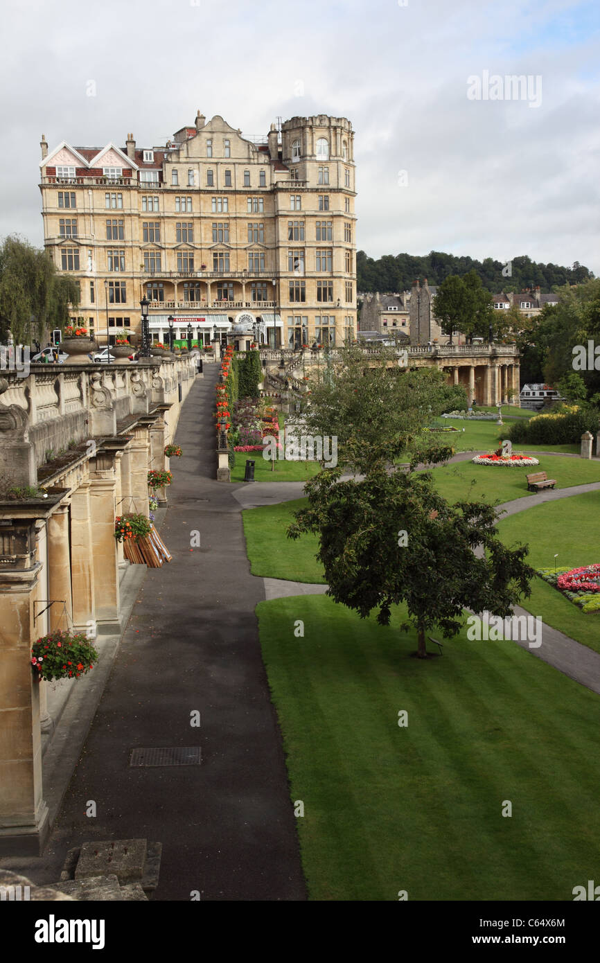 The Parade Gardens in Bath, looking towards The Empire Hotel, Bath City Centre, Somerset, England, UK Stock Photo
