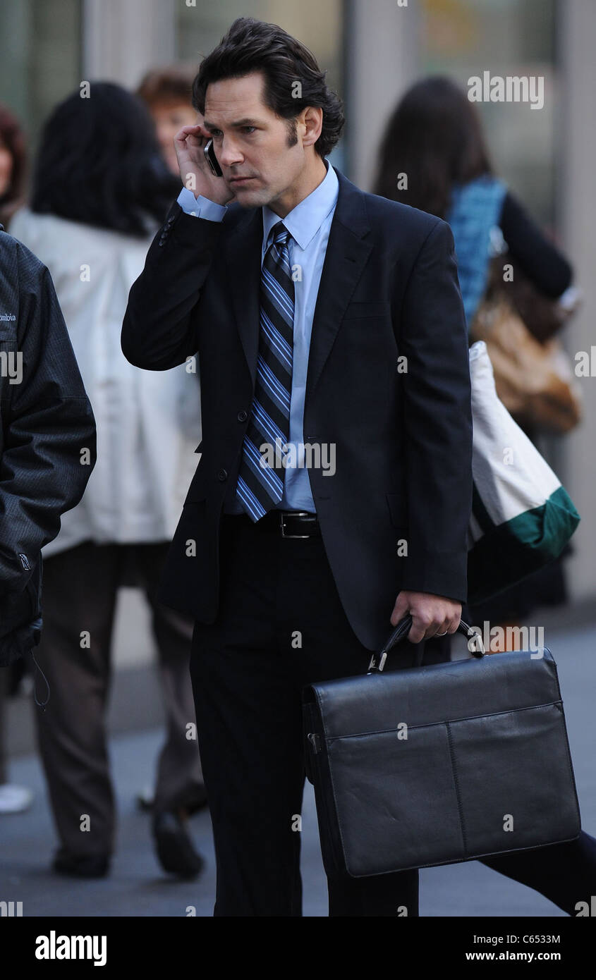 Paul Rudd out and about for WANDERLUST Film Shoot in Manhattan ...