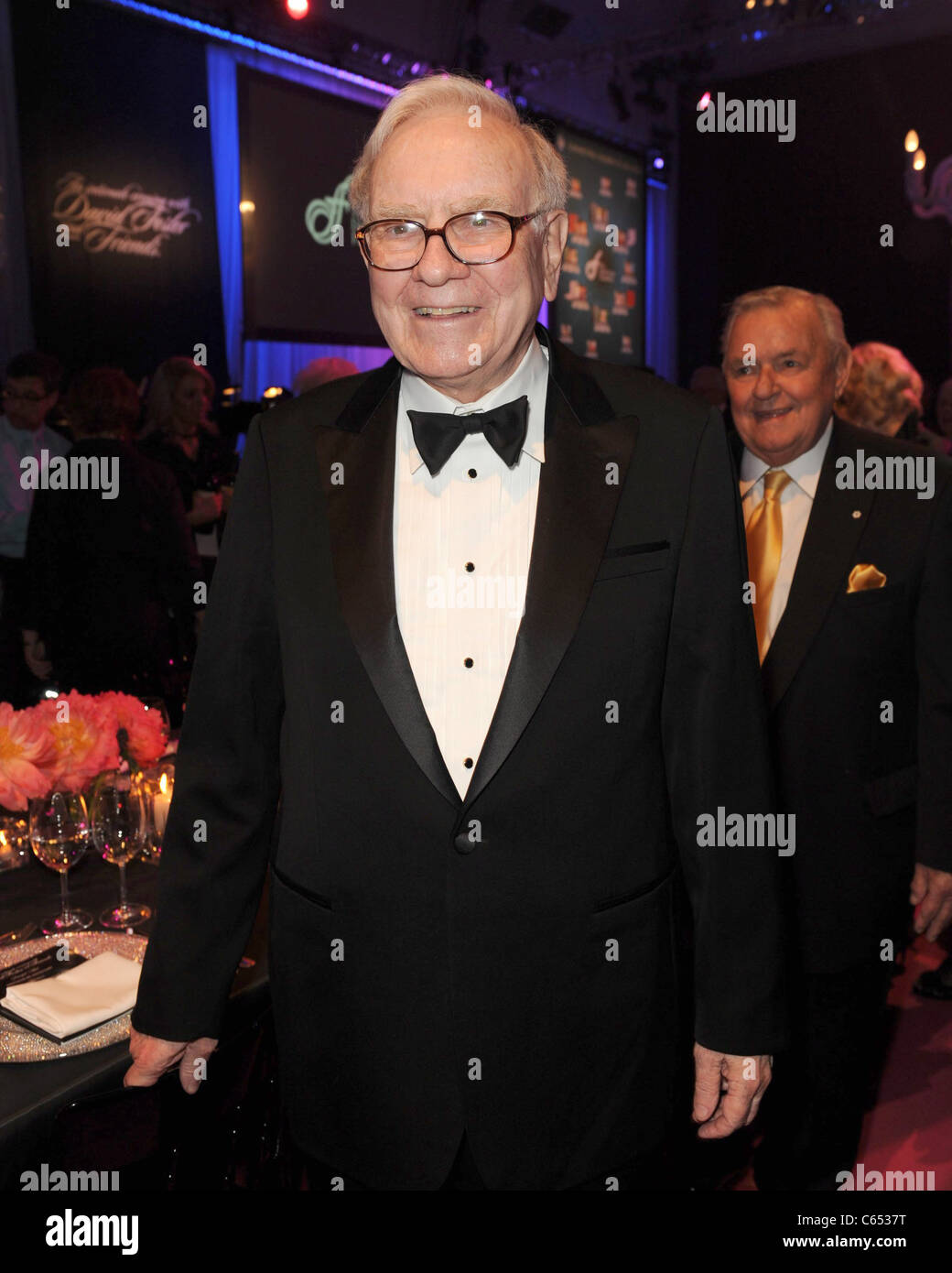 Warren Buffett in attendance for An Intimate Evening with David Foster and Friends, a private estate in Toronto, Toronto, ON November 19, 2010. Photo By: Tom Sandler/Everett Collection Stock Photo