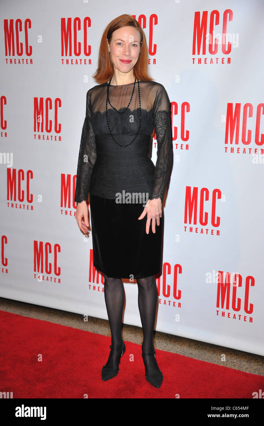 Veanne Cox at arrivals for MCC Theater's Miscast 2011 Gala, Hammerstein Ballroom, New York, NY March 14, 2011. Photo By: Gregorio T. Binuya/Everett Collection Stock Photo