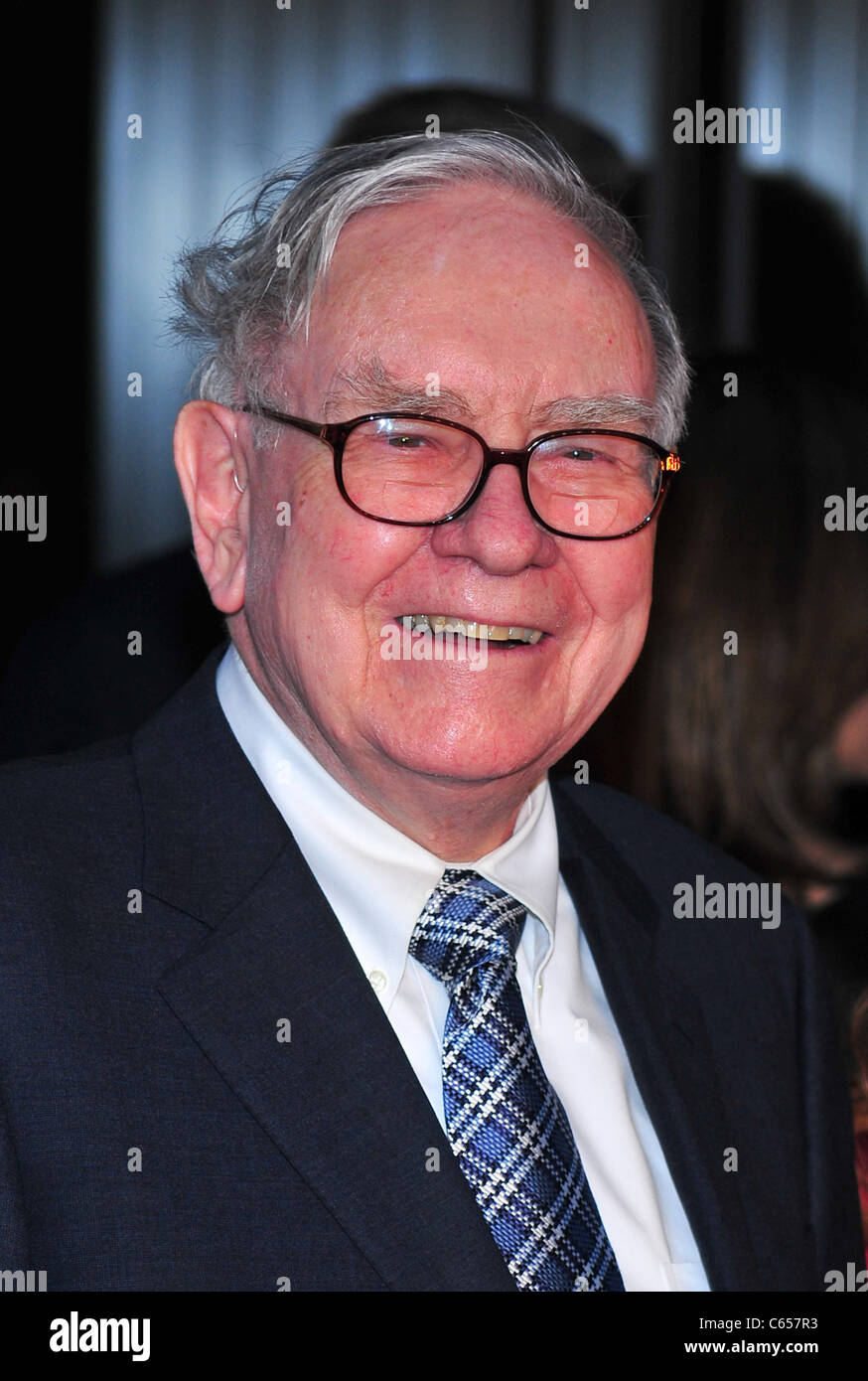 Warren Buffett at arrivals for Wall Street 2: Money Never Sleeps Premiere, The Ziegfeld Theatre, New York, NY September 20, 2010. Photo By: Gregorio T. Binuya/Everett Collection Stock Photo