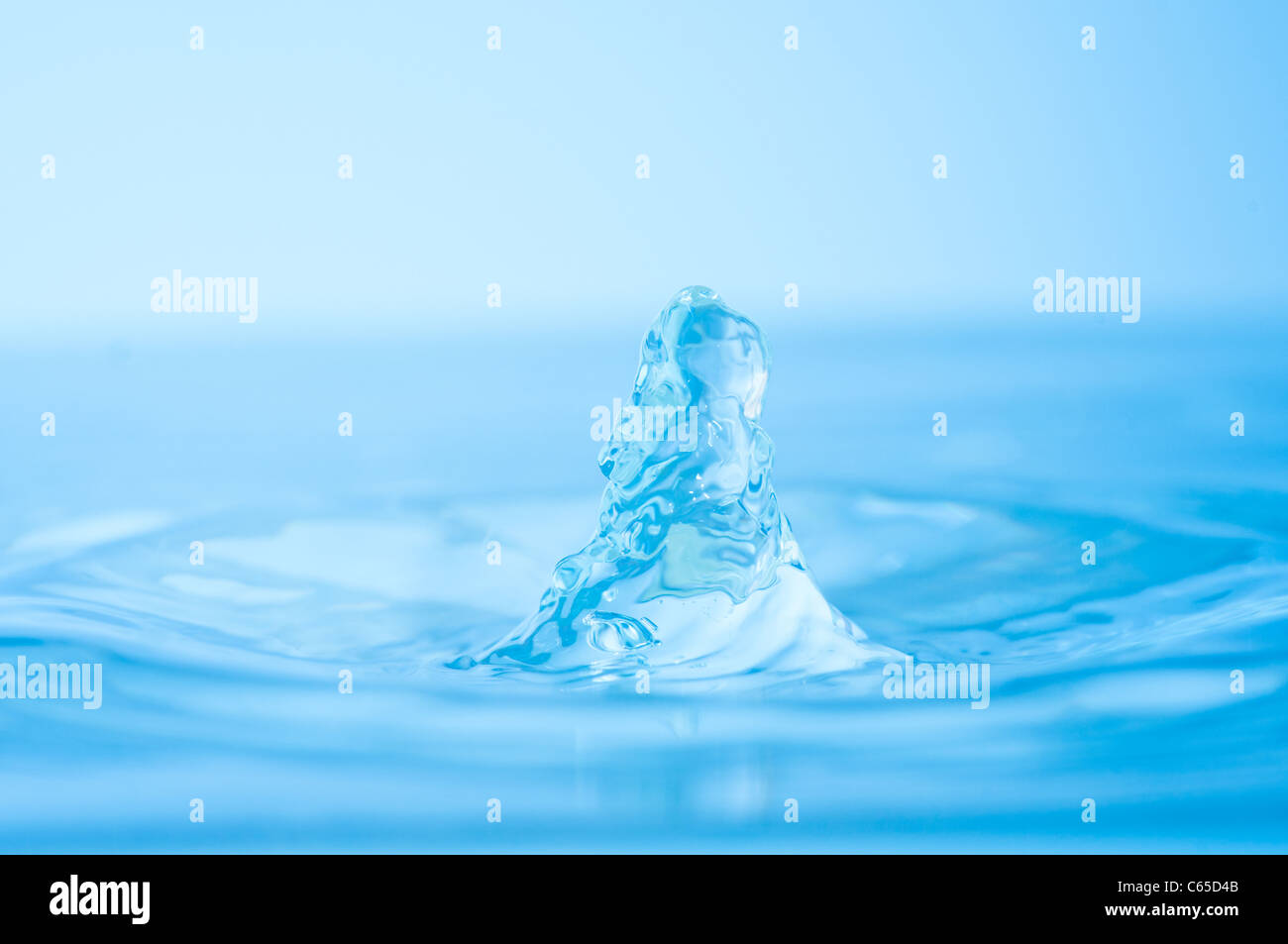 Water splash Stock Photo - Alamy