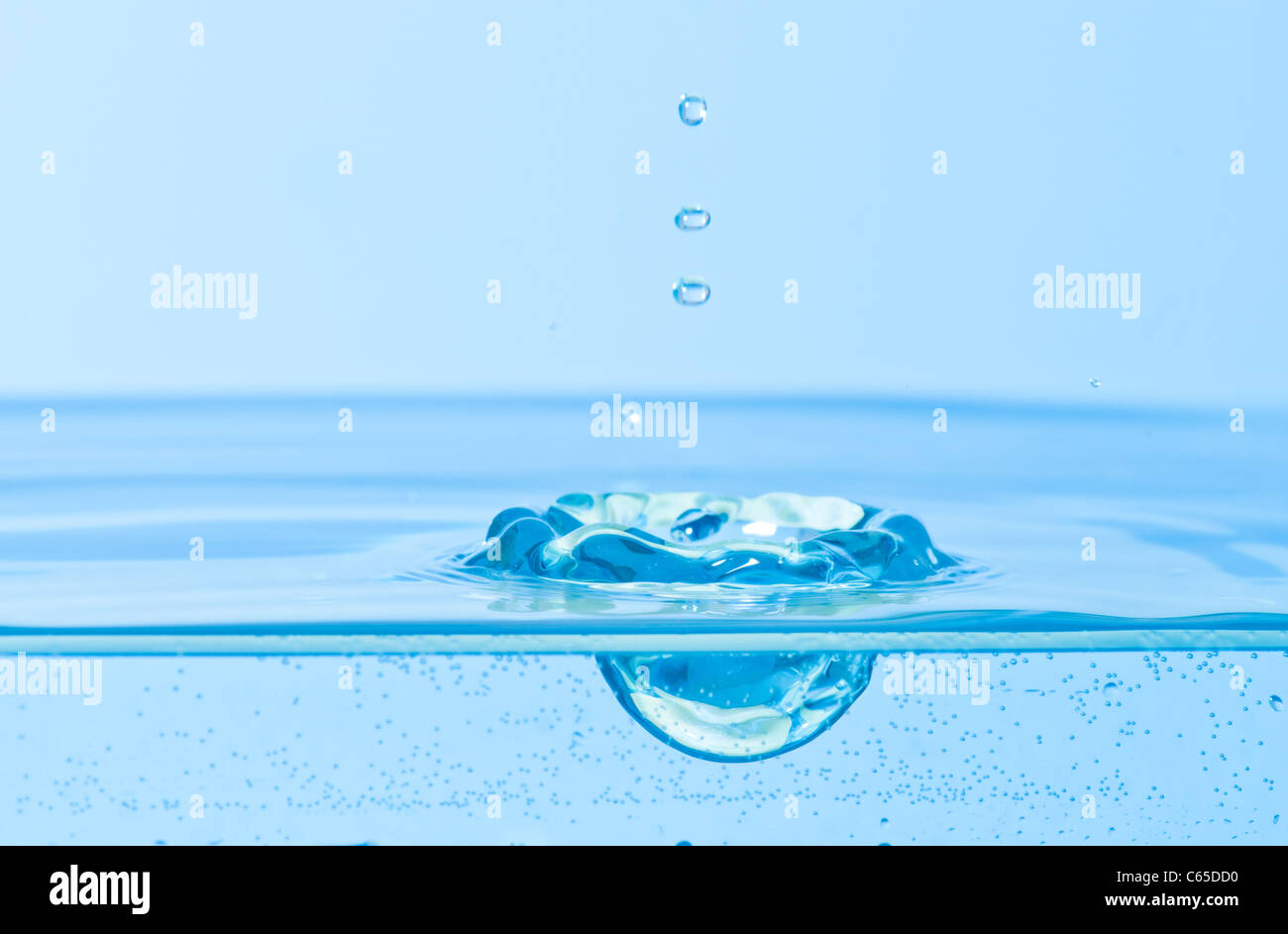Water splash Stock Photo - Alamy