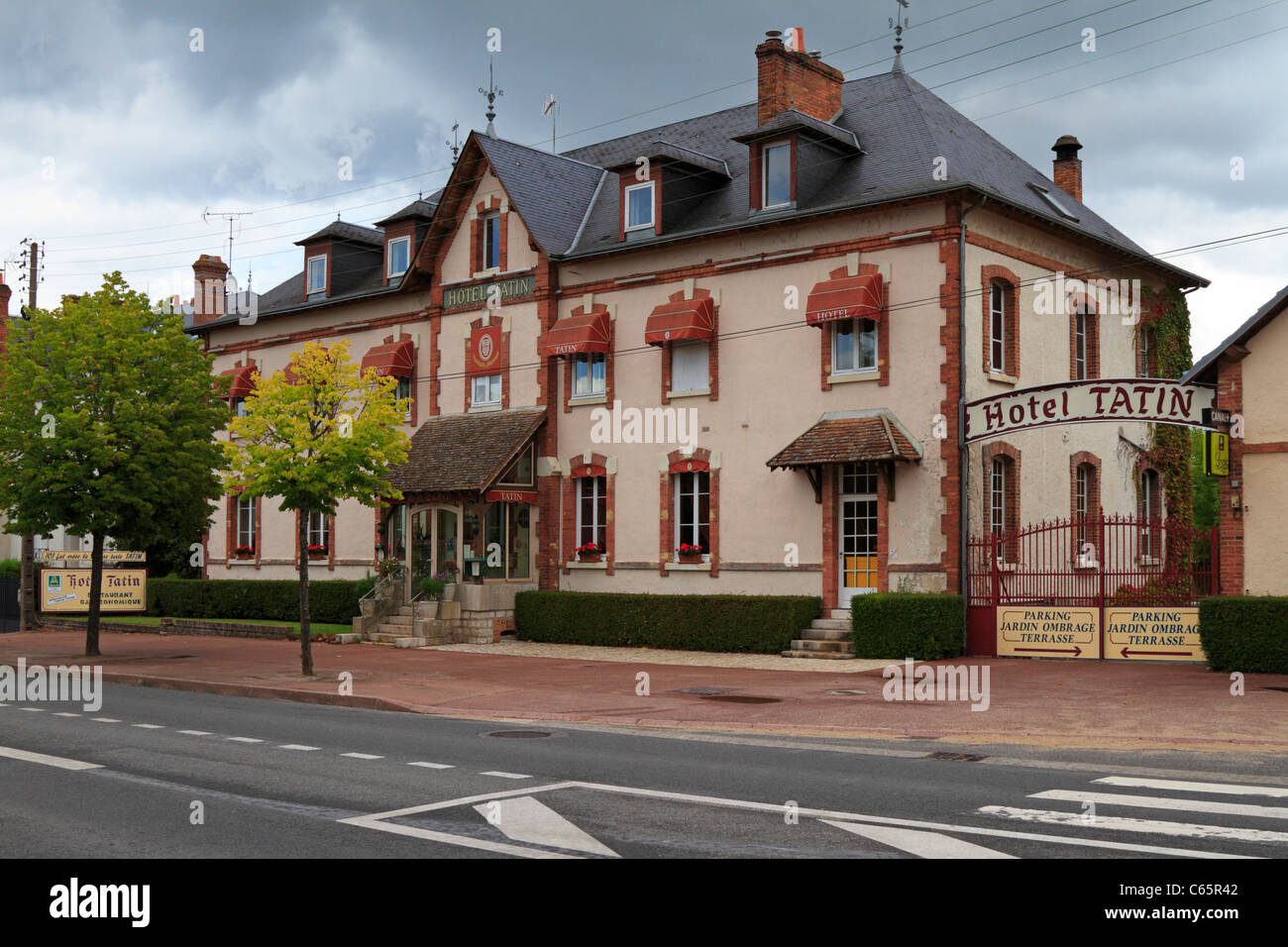 Hotel Tatin where Tarte Tatin was first created in 1889, Lamotte Beuvron, Sologne, France. Stock Photo