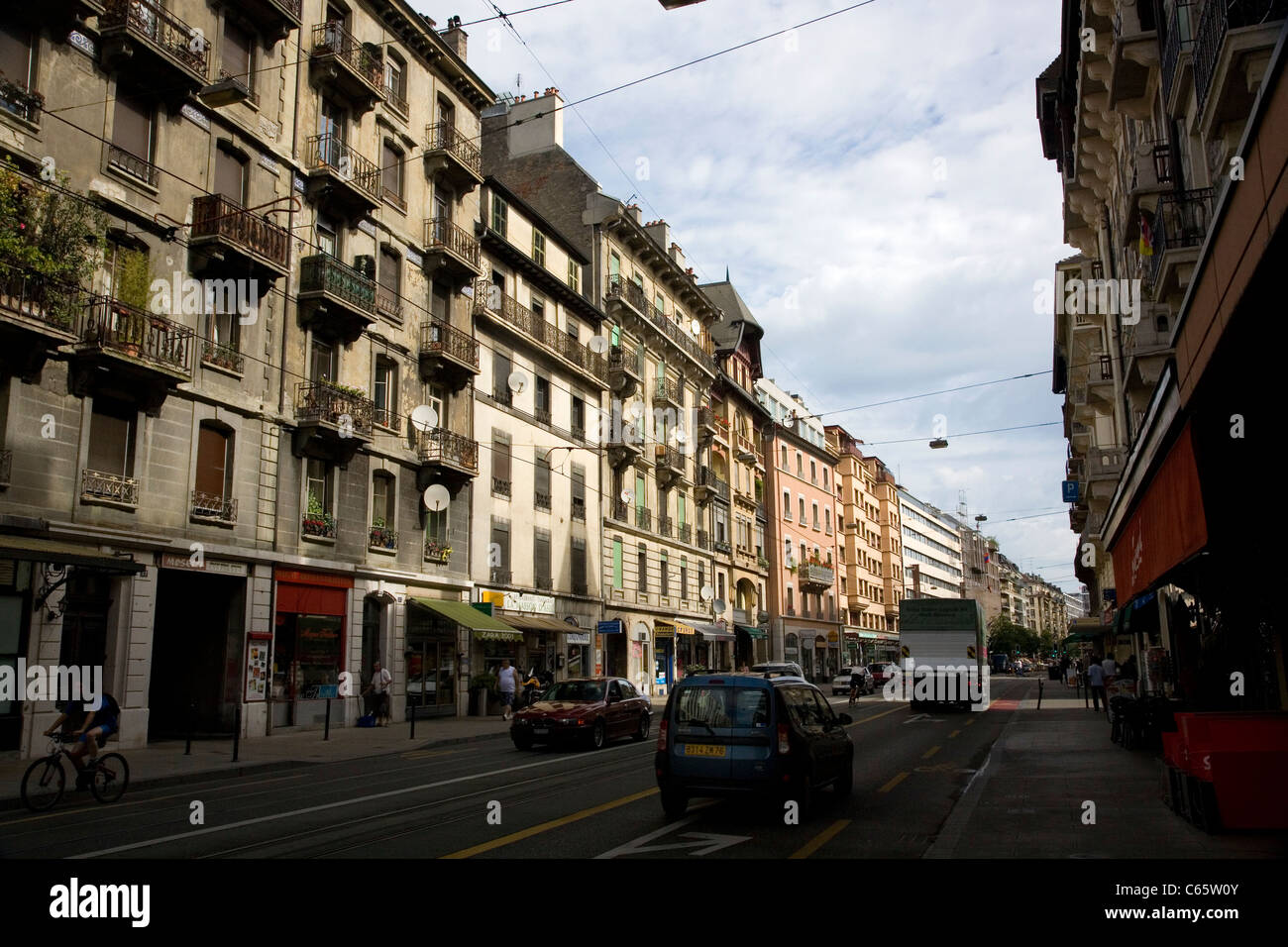 Geneva's Rue Lausanne Buildings and shops Stock Photo Alamy