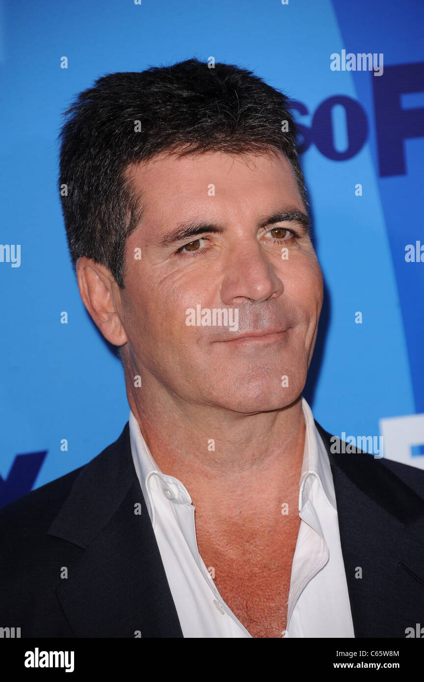 Simon cowell hi-res stock photography and images - Alamy